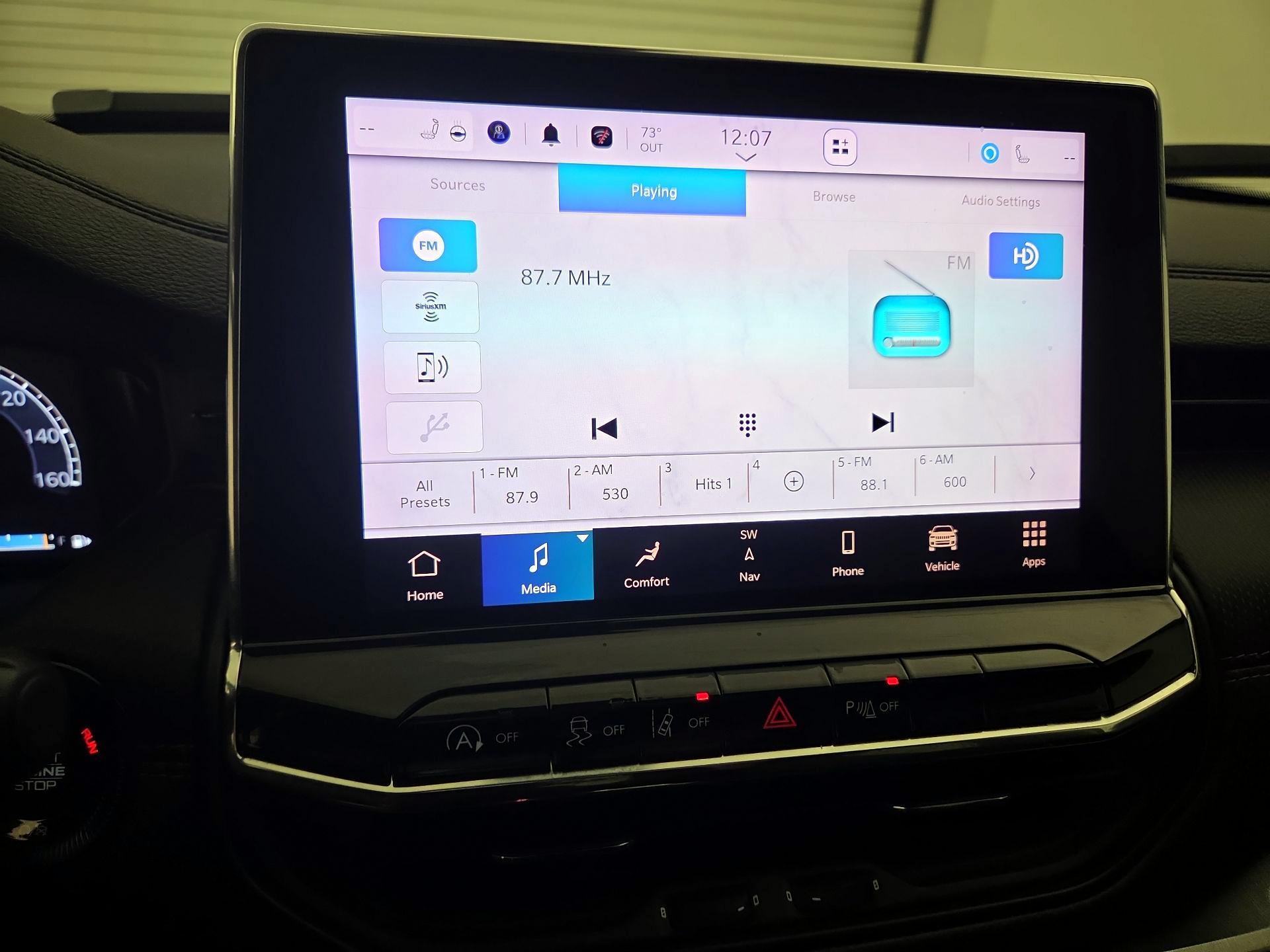 Thumbnail: 2022 Jeep Compass - 14