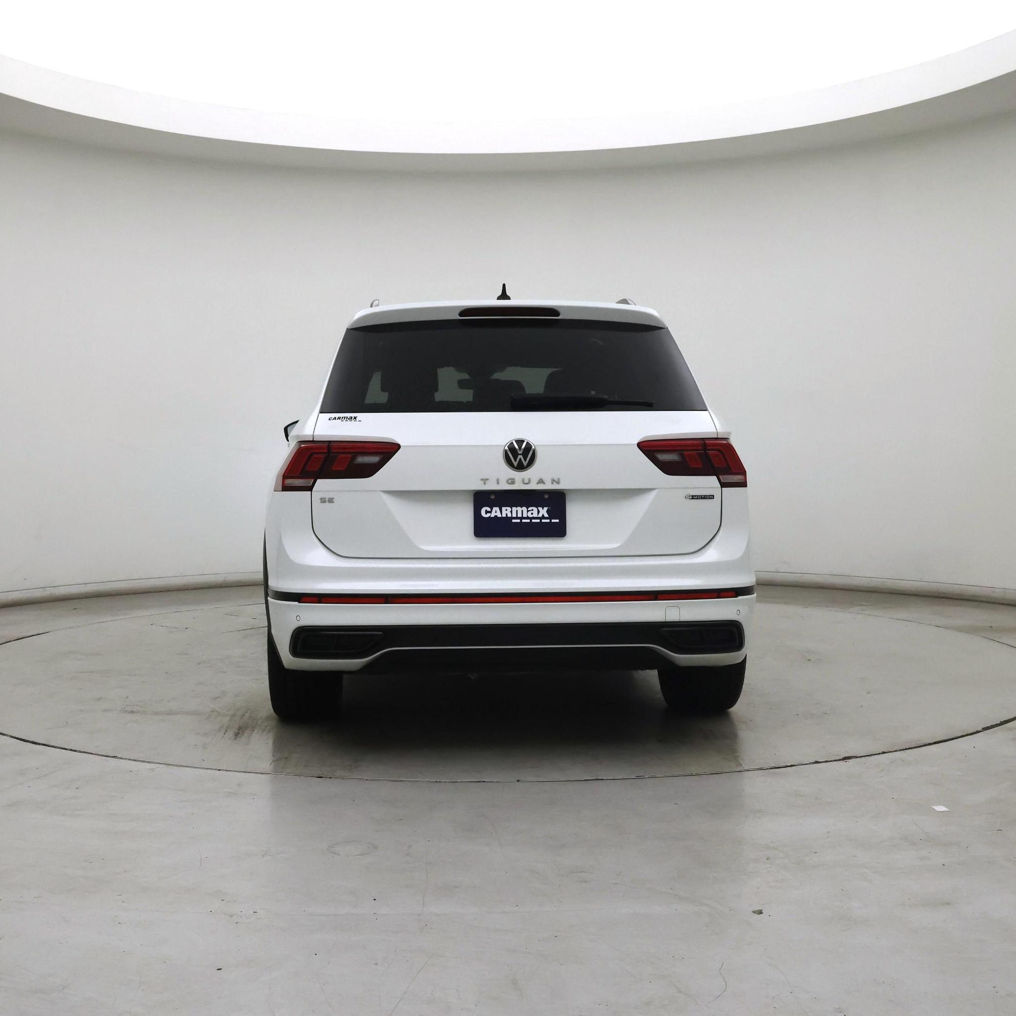 Thumbnail: 2023 Volkswagen Tiguan - 6