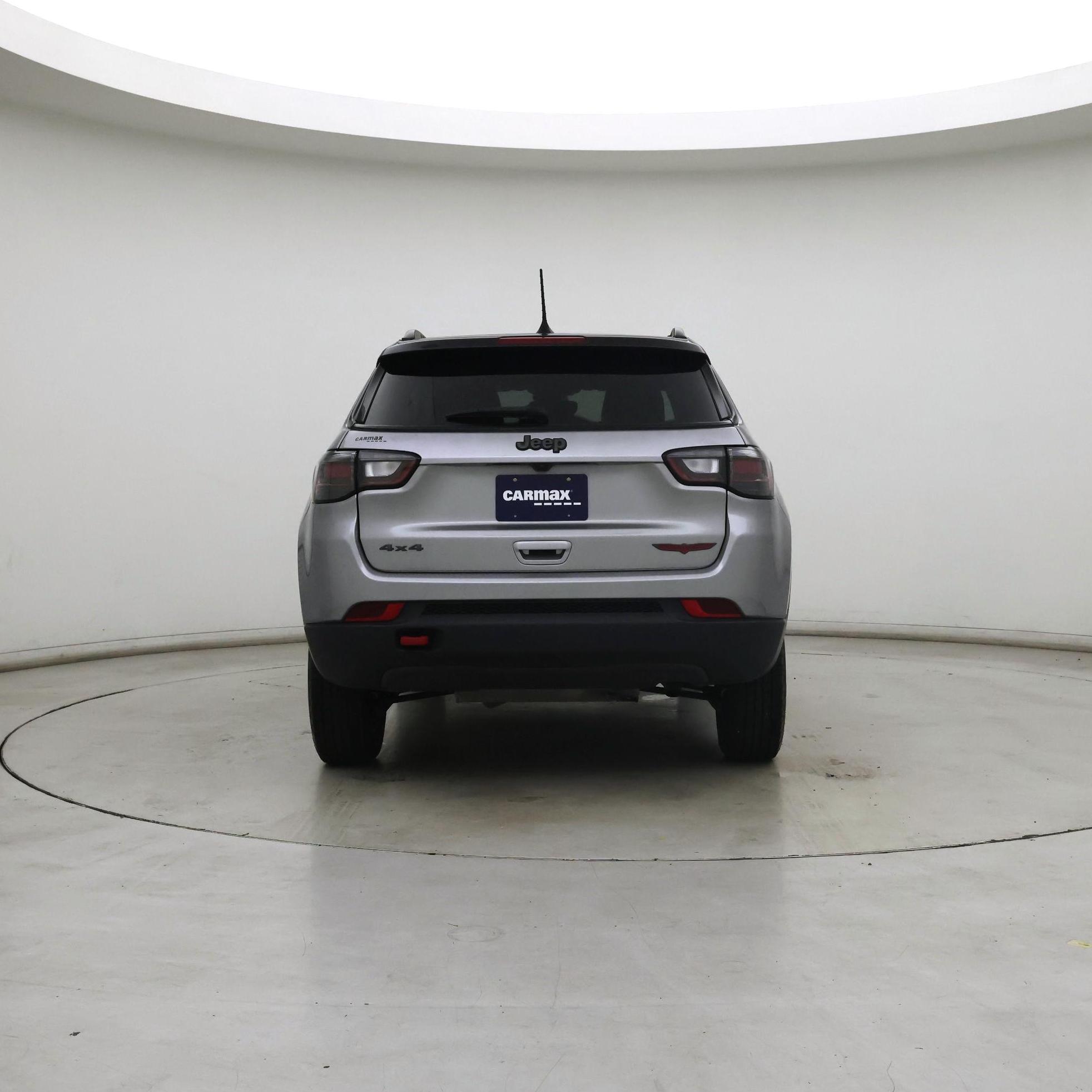 Thumbnail: 2022 Jeep Compass - 6