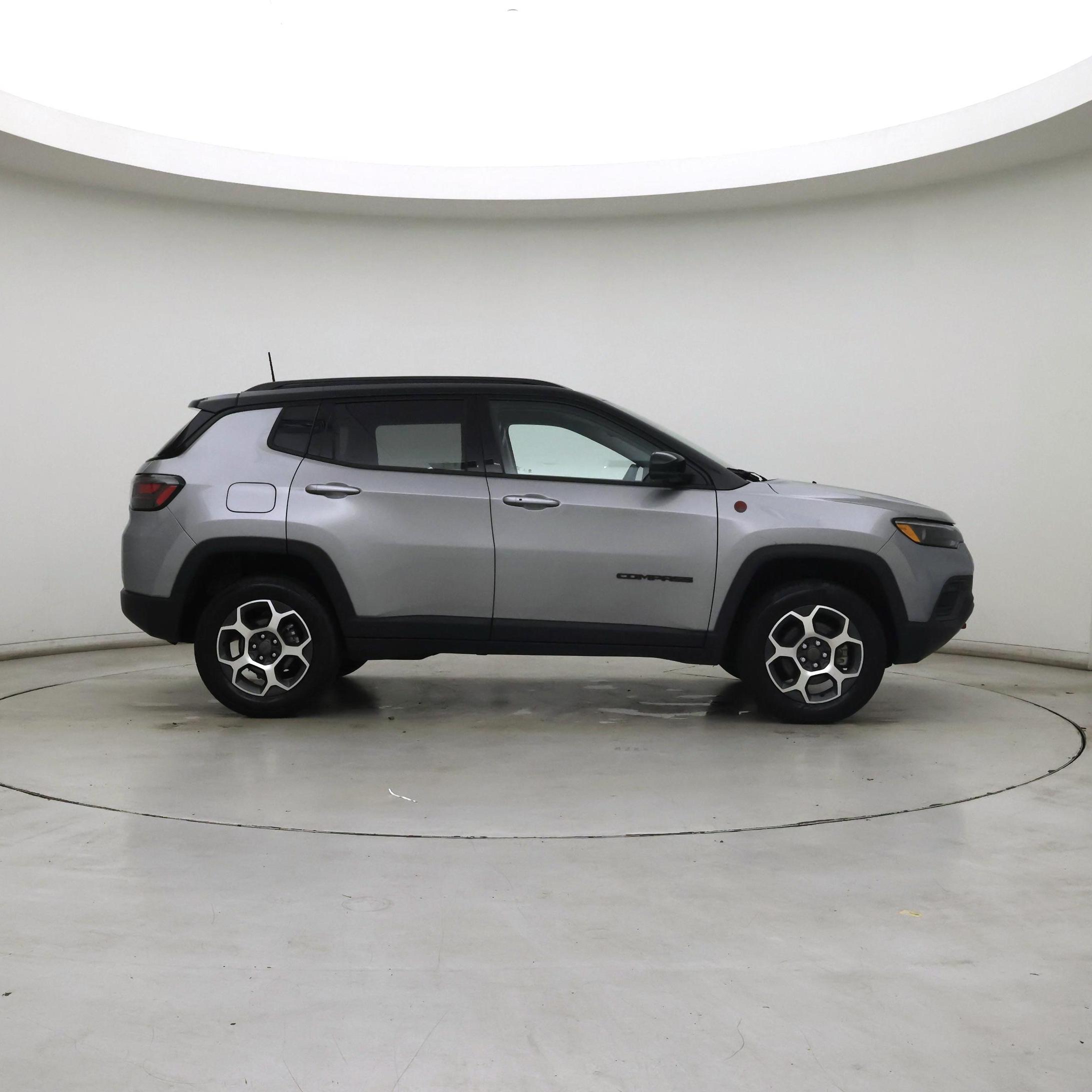 Thumbnail: 2022 Jeep Compass - 7
