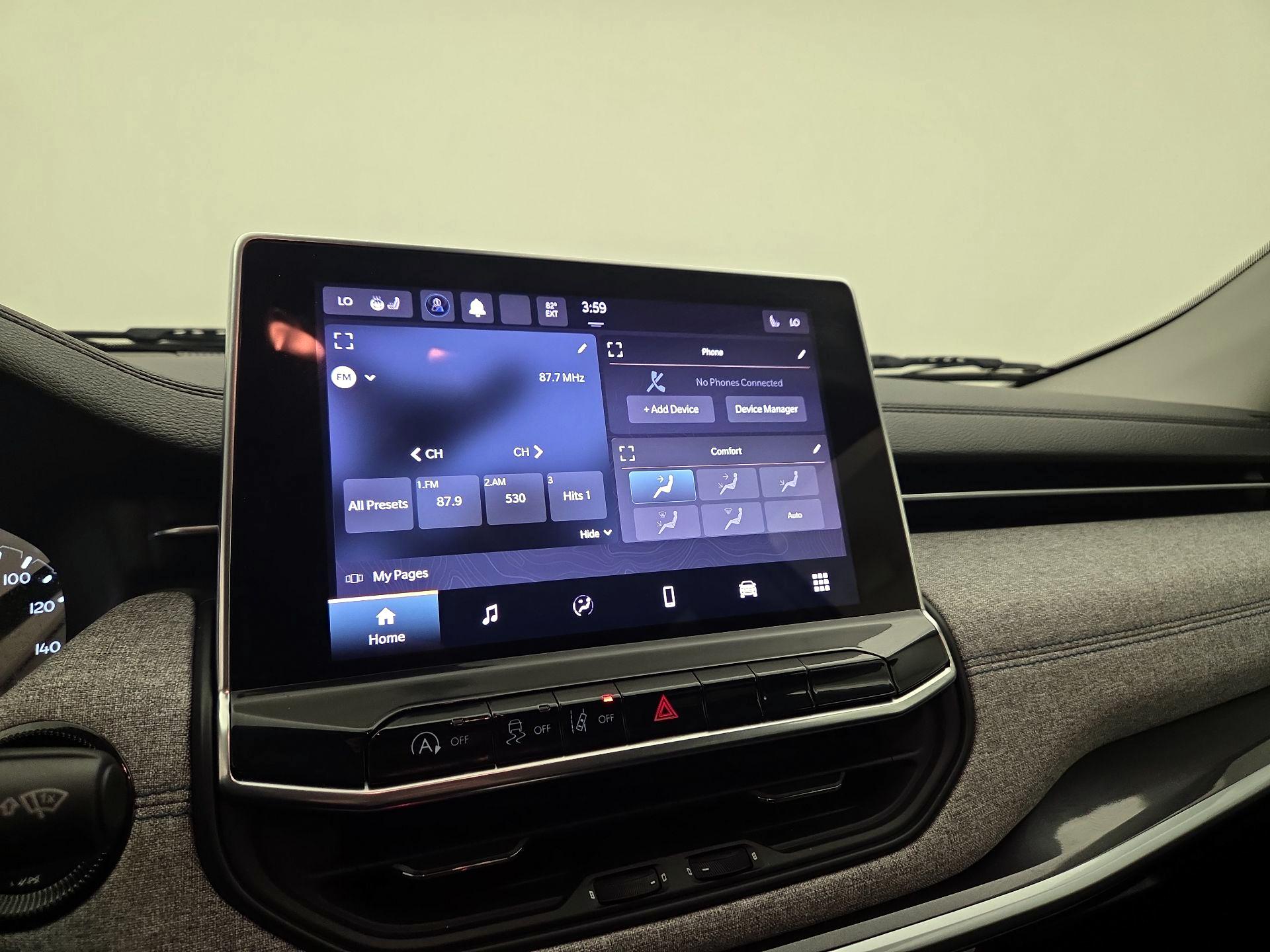 Thumbnail: 2022 Jeep Compass - 15