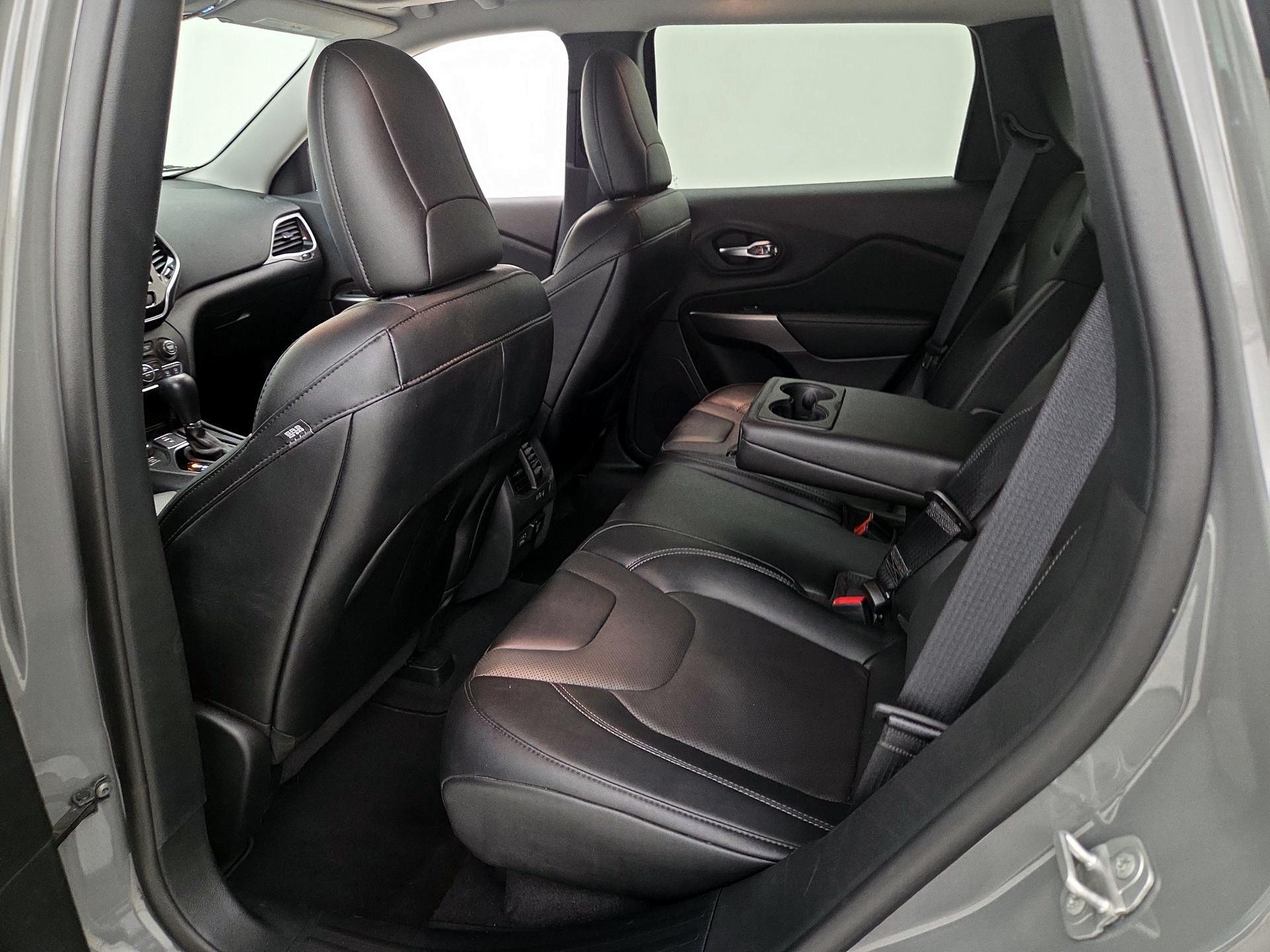 Thumbnail: 2022 Jeep Cherokee - 18