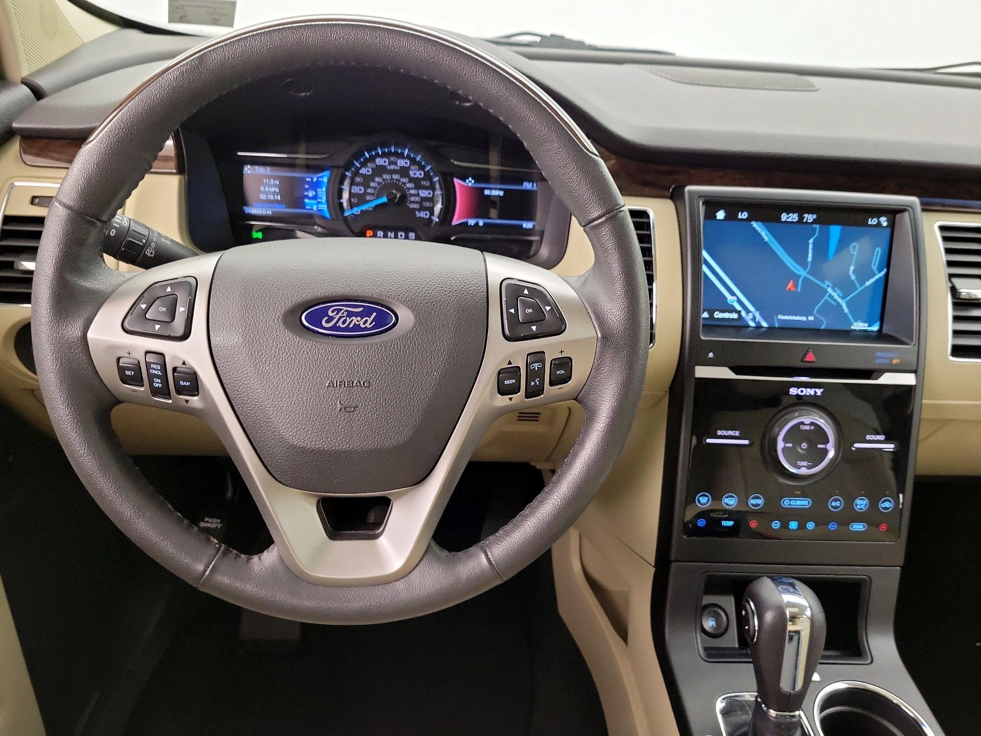 Thumbnail: 2018 Ford Flex - 10