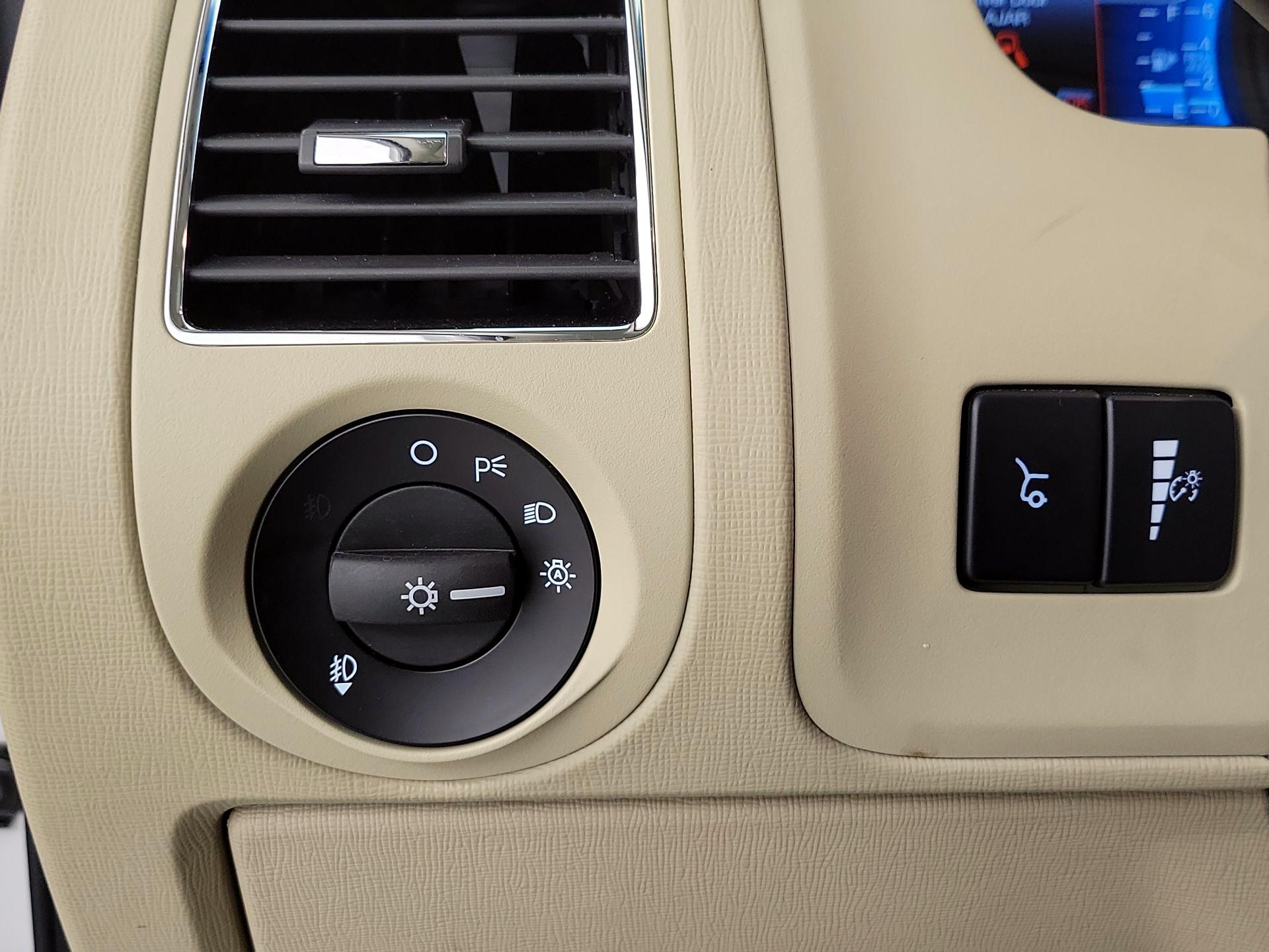 Thumbnail: 2018 Ford Flex - 13