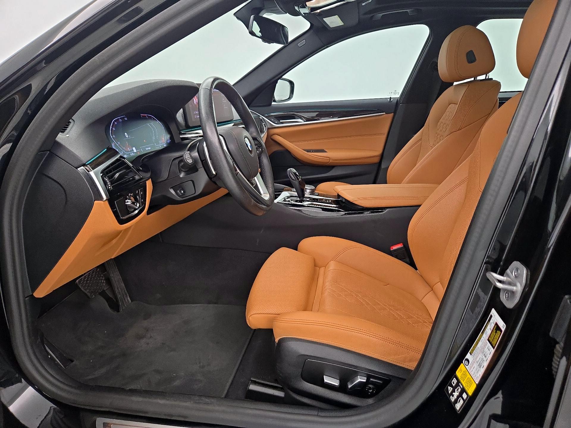 Thumbnail: 2023 BMW 5 Series - 11