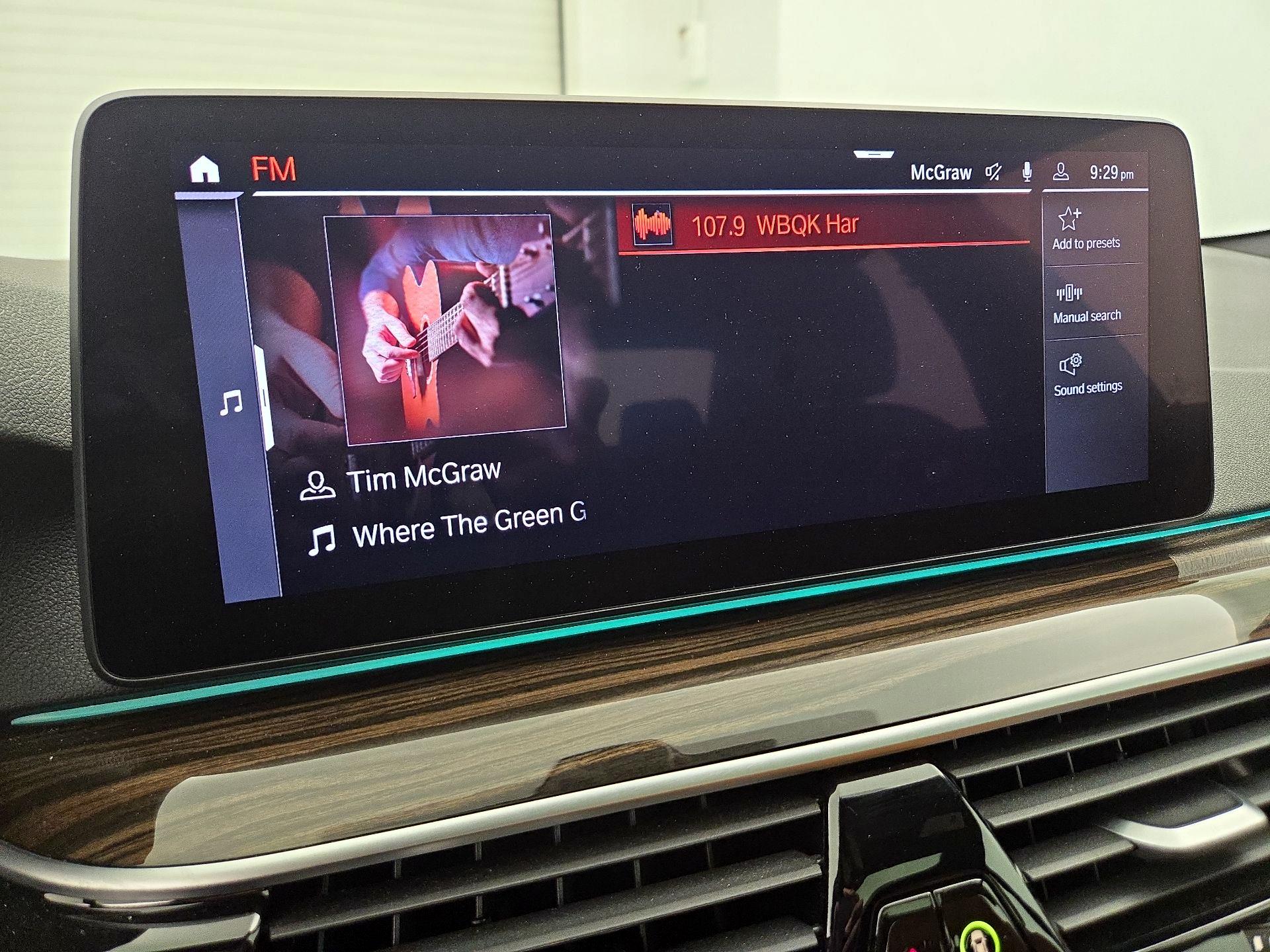 Thumbnail: 2023 BMW 5 Series - 16