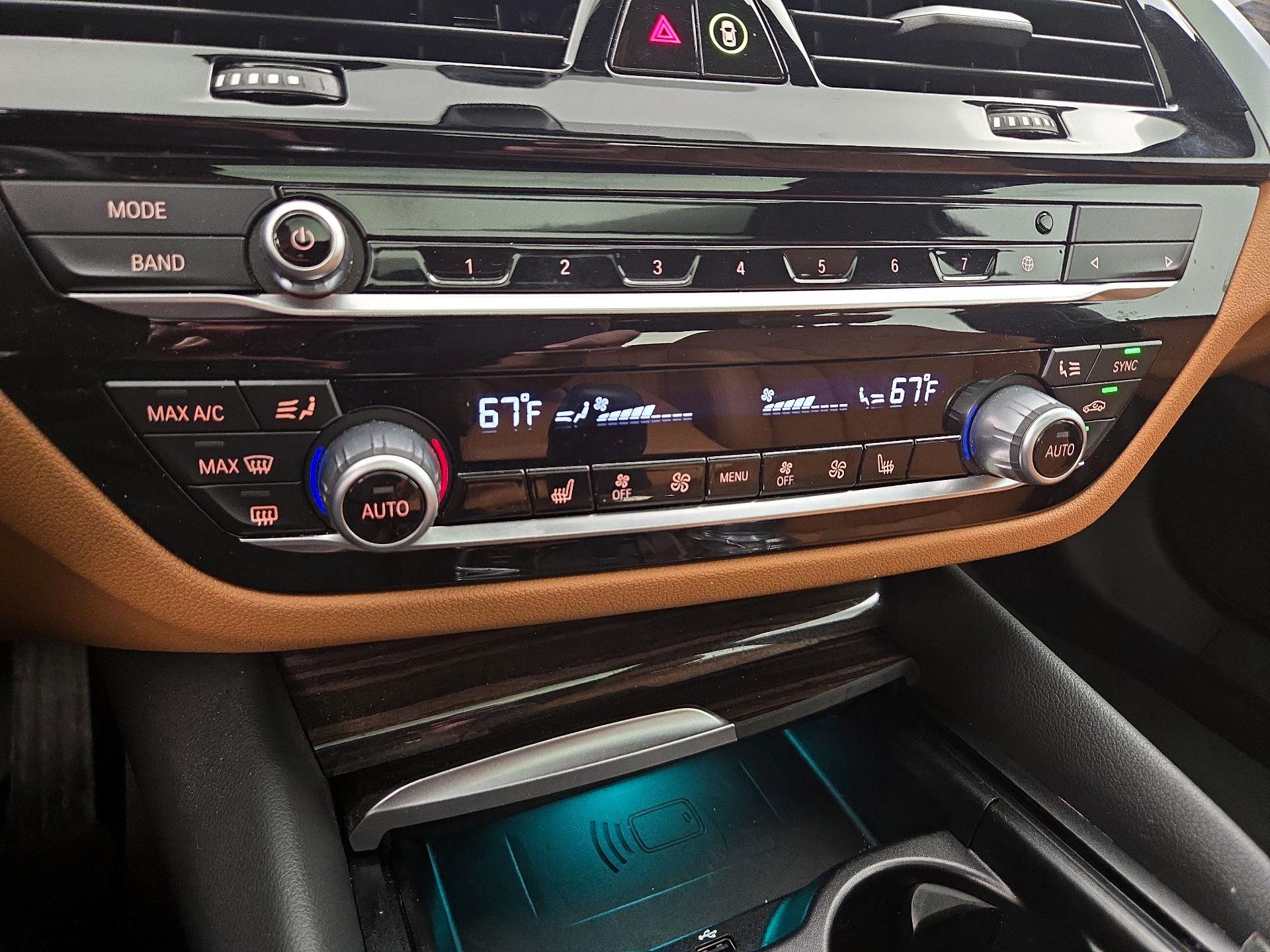Thumbnail: 2023 BMW 5 Series - 17