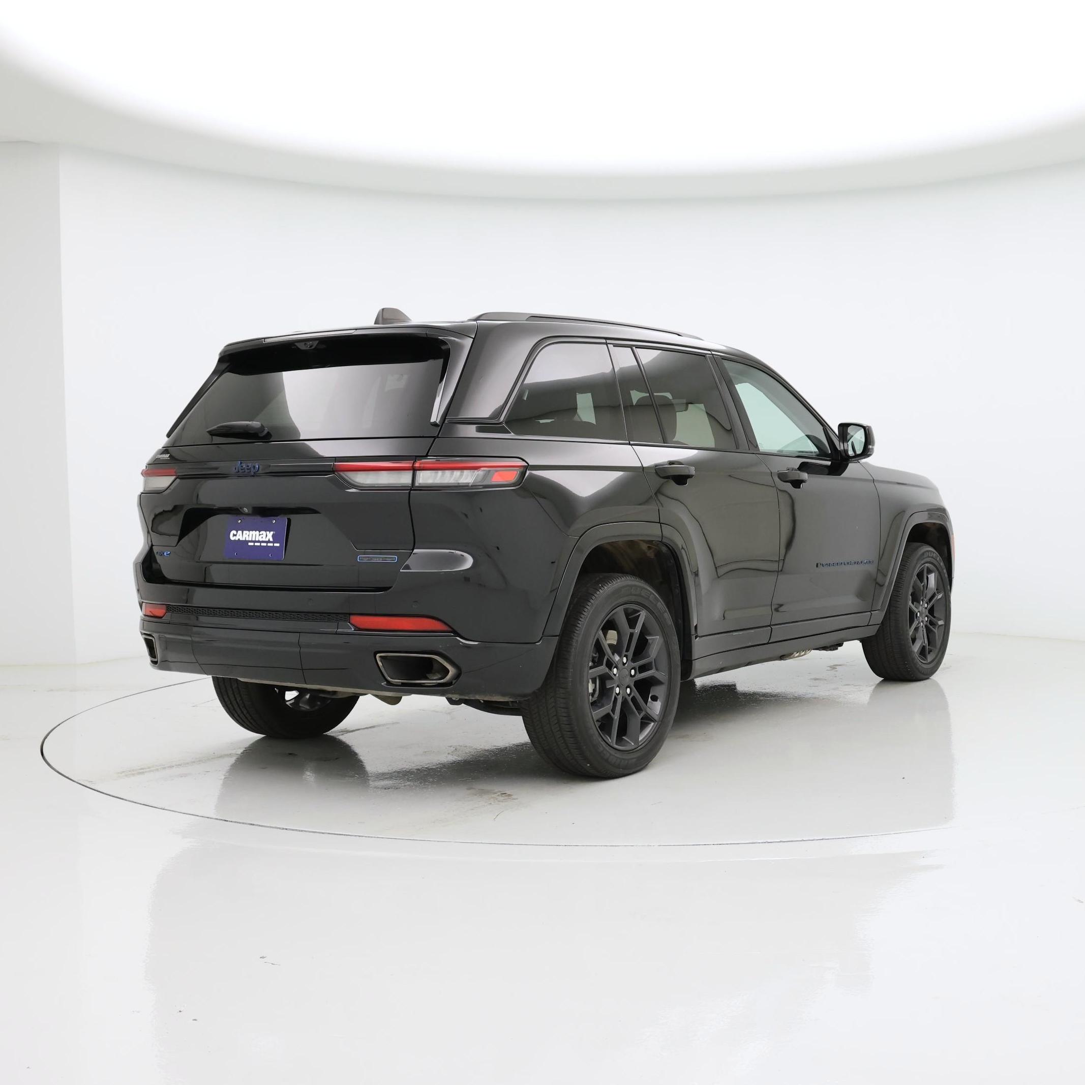 Thumbnail: 2023 Jeep Grand Cherokee - 8