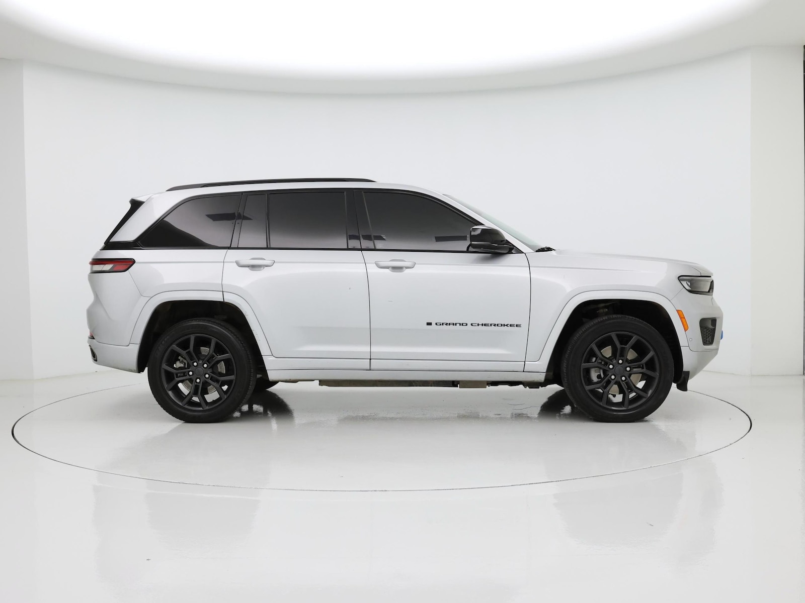 2023 Jeep Grand Cherokee 30th Anniversary 4xe - Photo 8