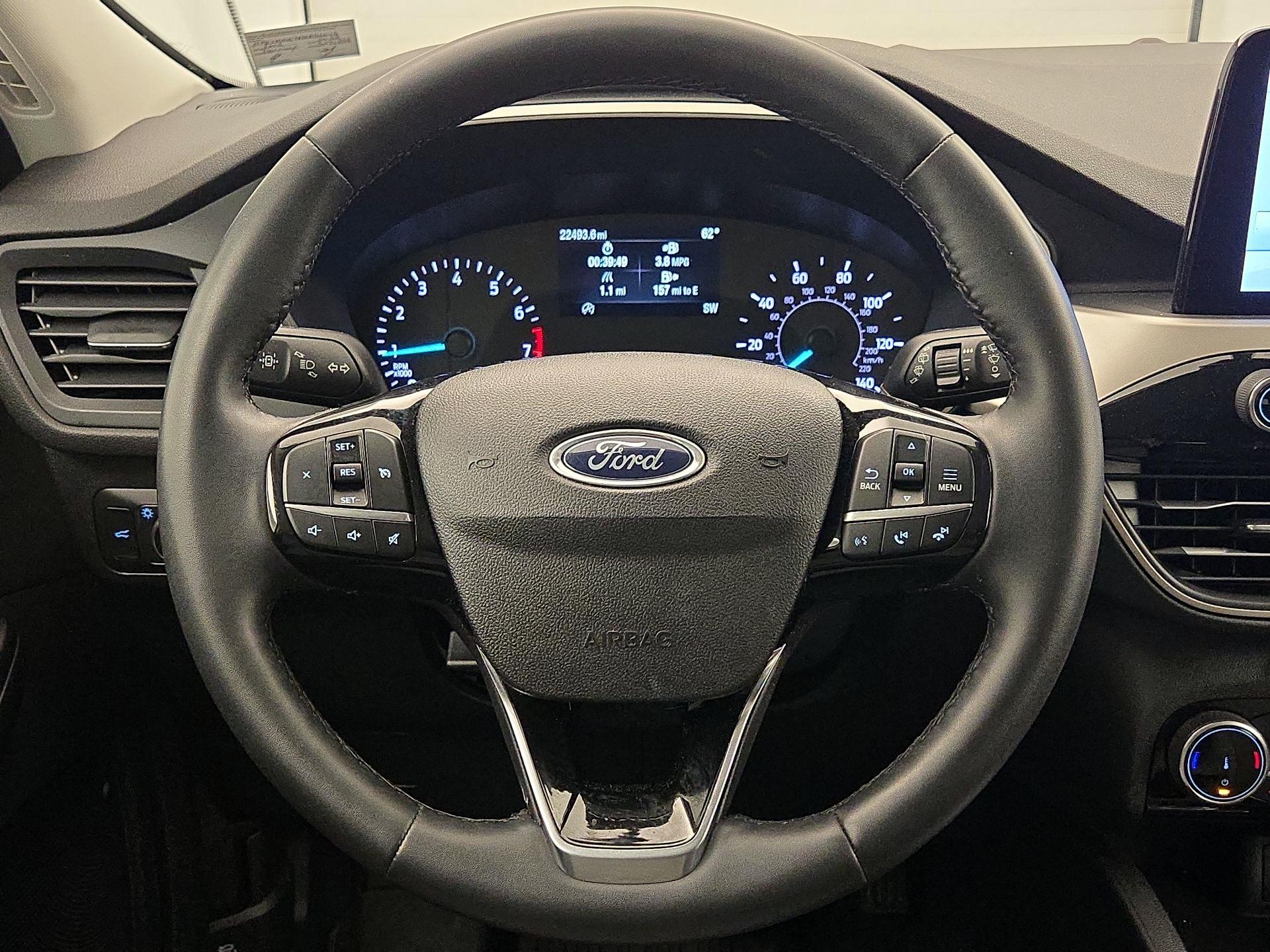 Thumbnail: 2022 Ford Escape - 10