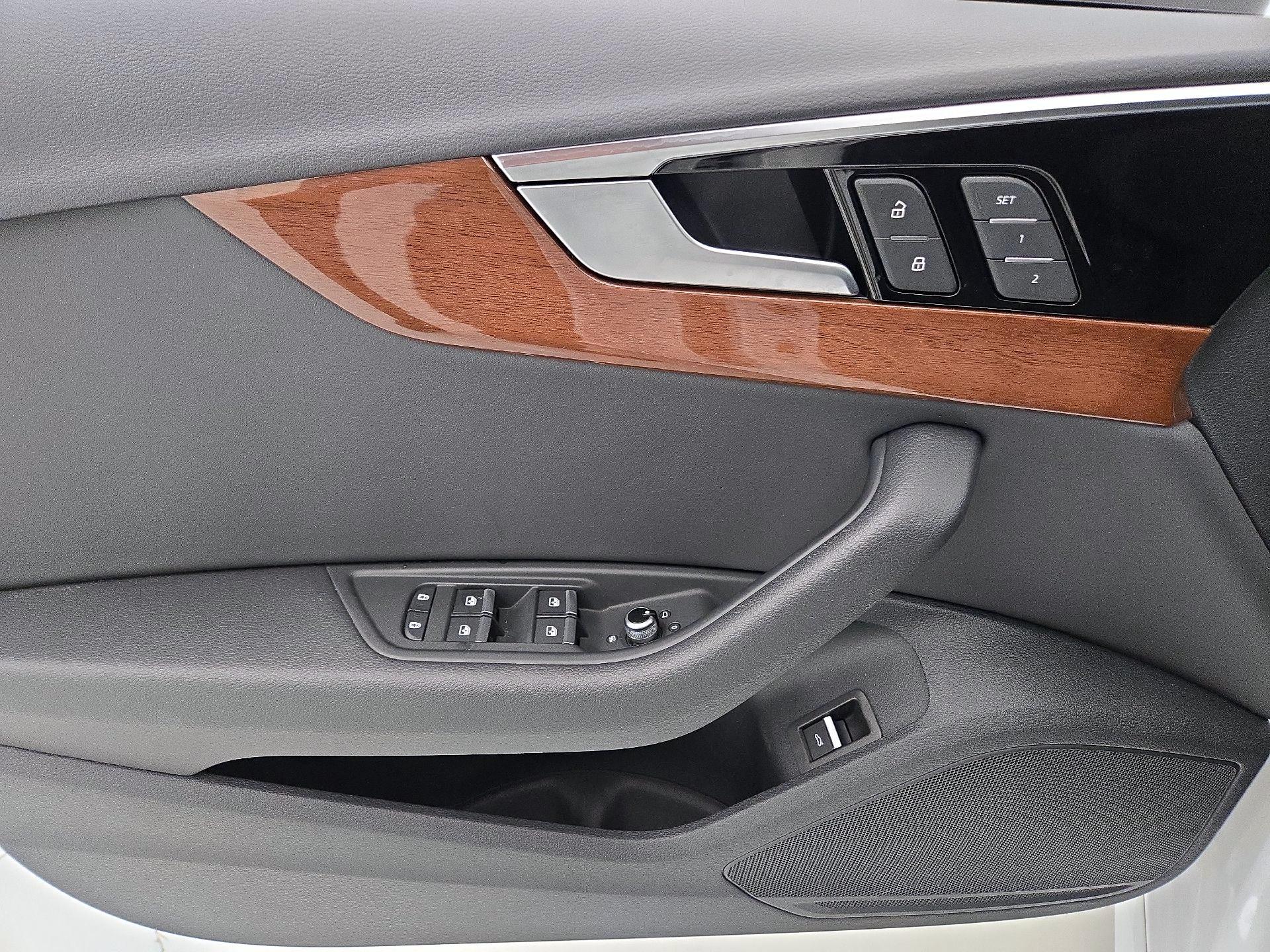 Thumbnail: 2023 Audi A4 - 12