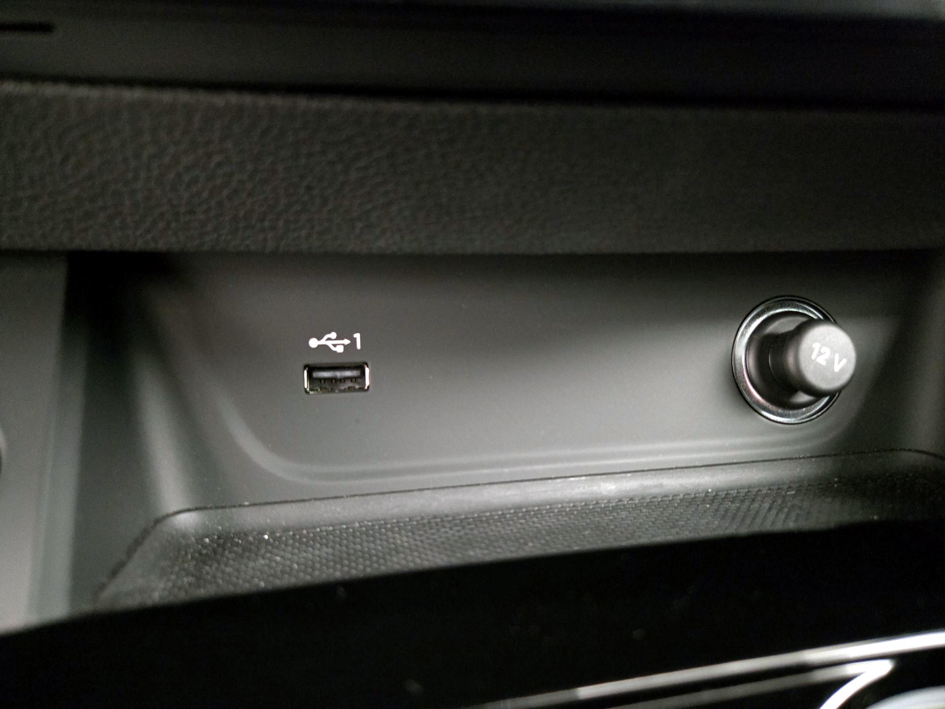 Thumbnail: 2023 Audi A4 - 18