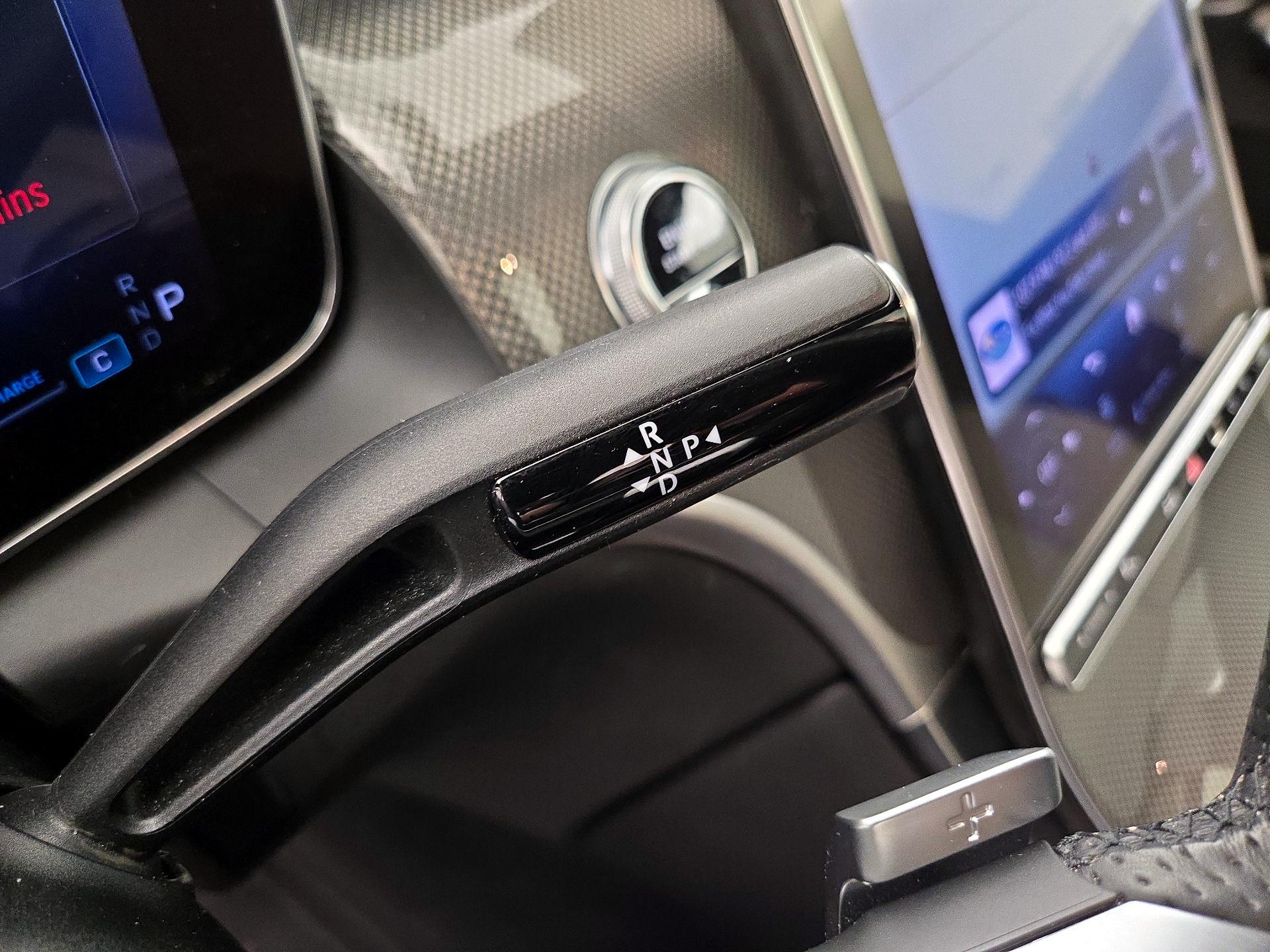 Thumbnail: 2024 Mercedes-Benz GLC - 18