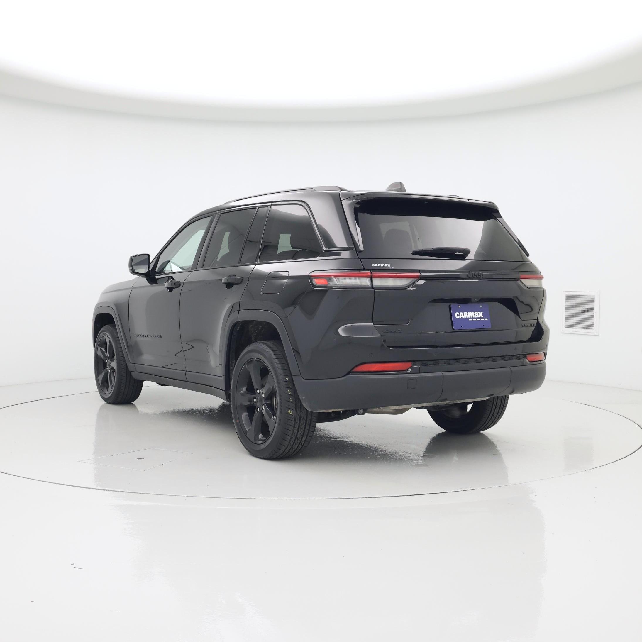 Thumbnail: 2023 Jeep Grand Cherokee - 2