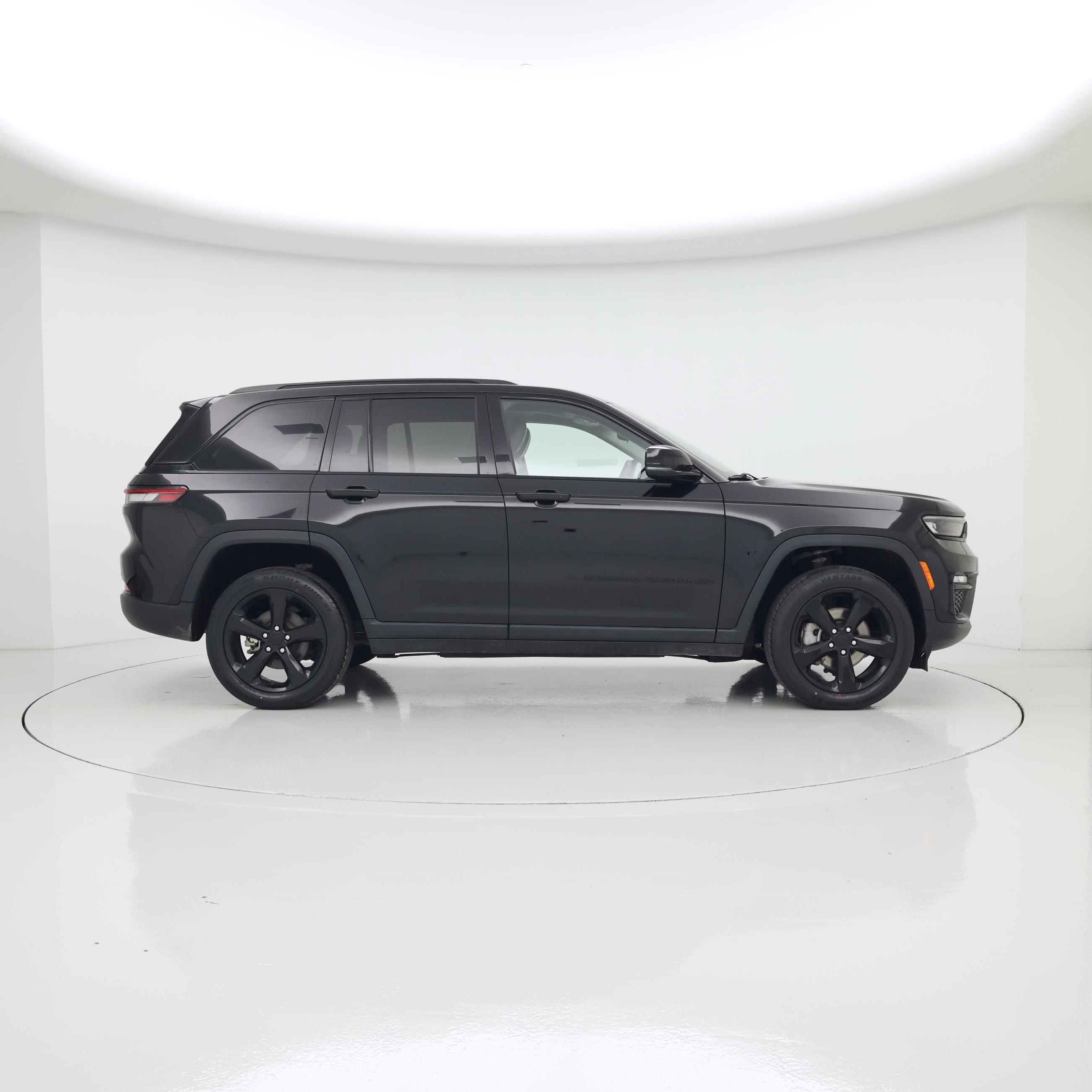 Thumbnail: 2023 Jeep Grand Cherokee - 7