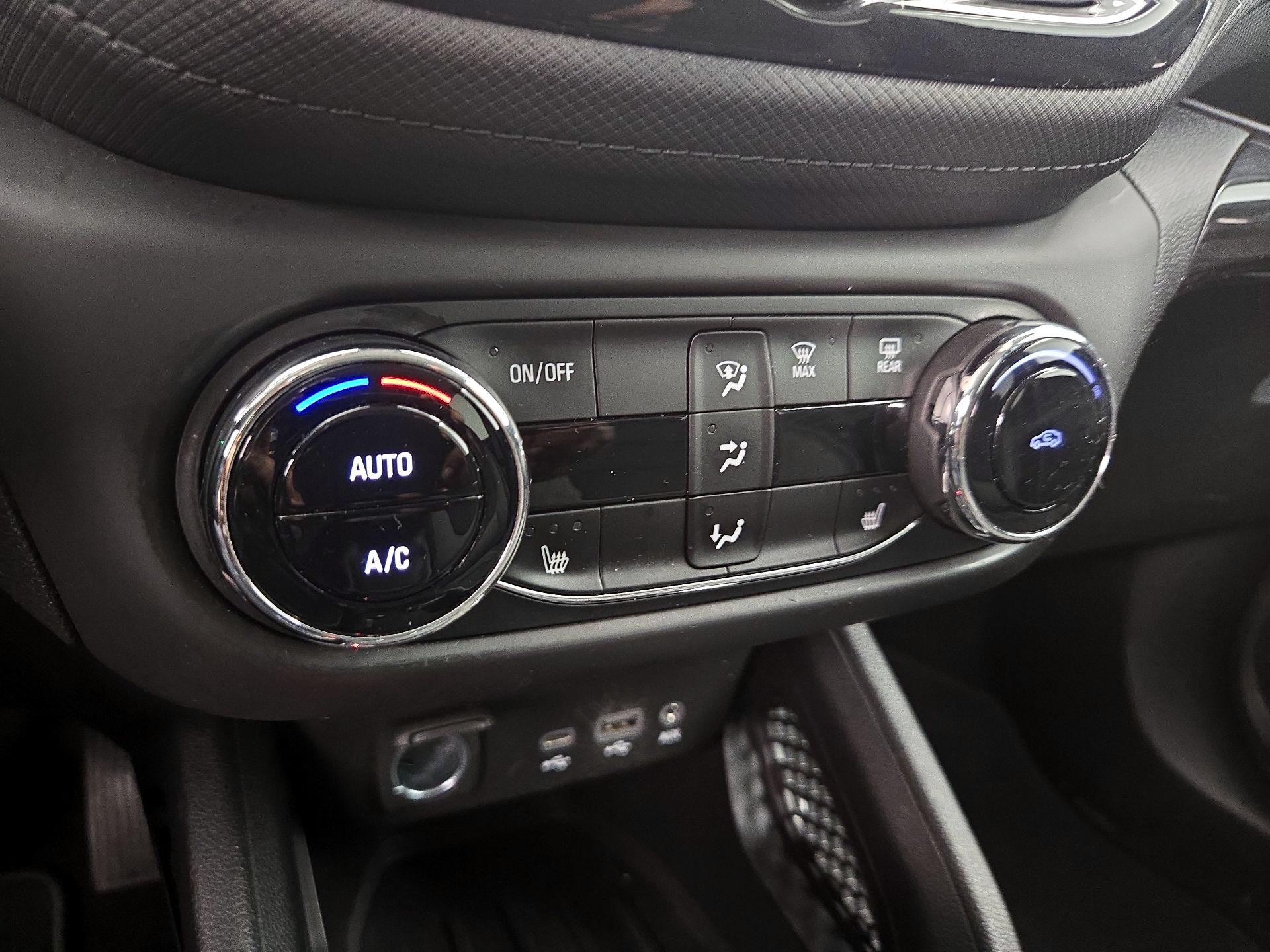 Thumbnail: 2023 Chevrolet TrailBlazer - 16