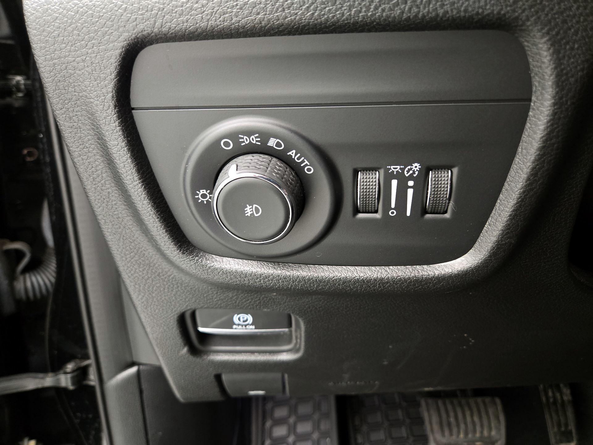 Thumbnail: 2023 Jeep Grand Cherokee - 13