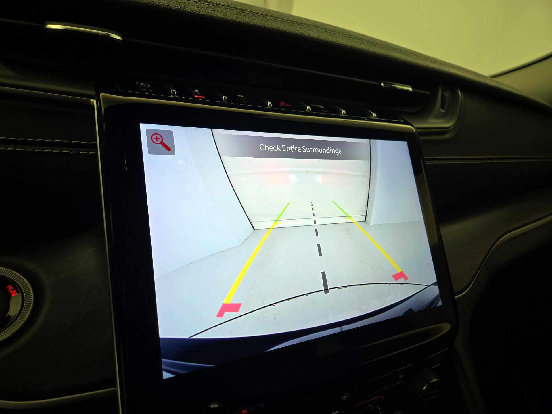 Thumbnail: 2023 Jeep Grand Cherokee - 15