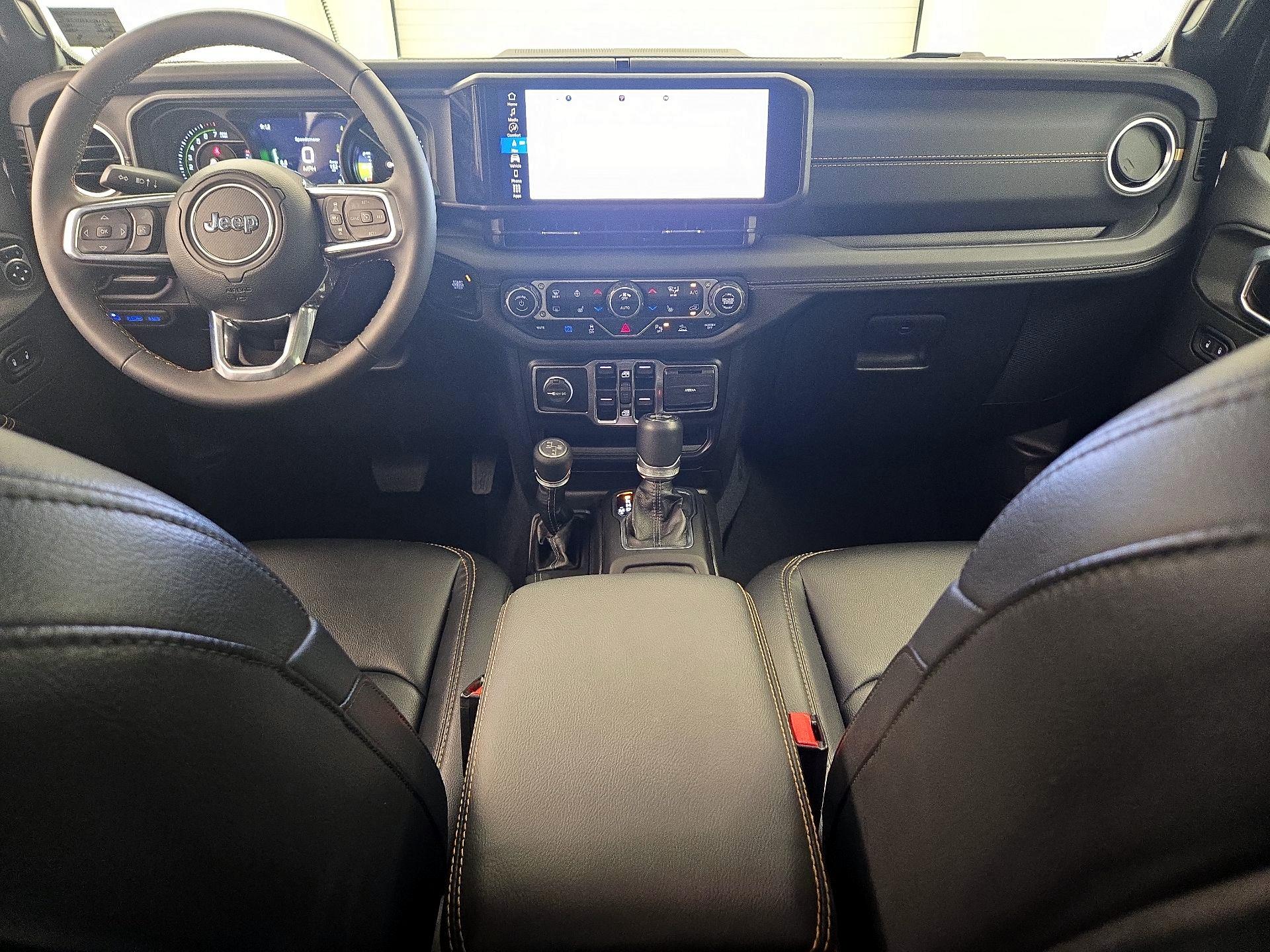 Thumbnail: 2024 Jeep Wrangler - 9