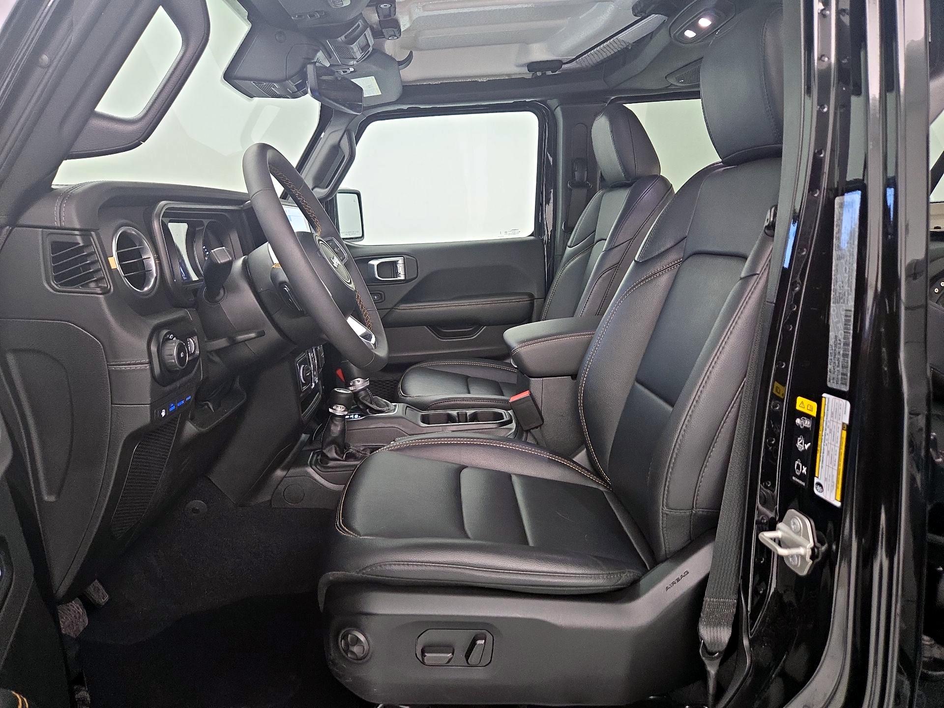 Thumbnail: 2024 Jeep Wrangler - 11