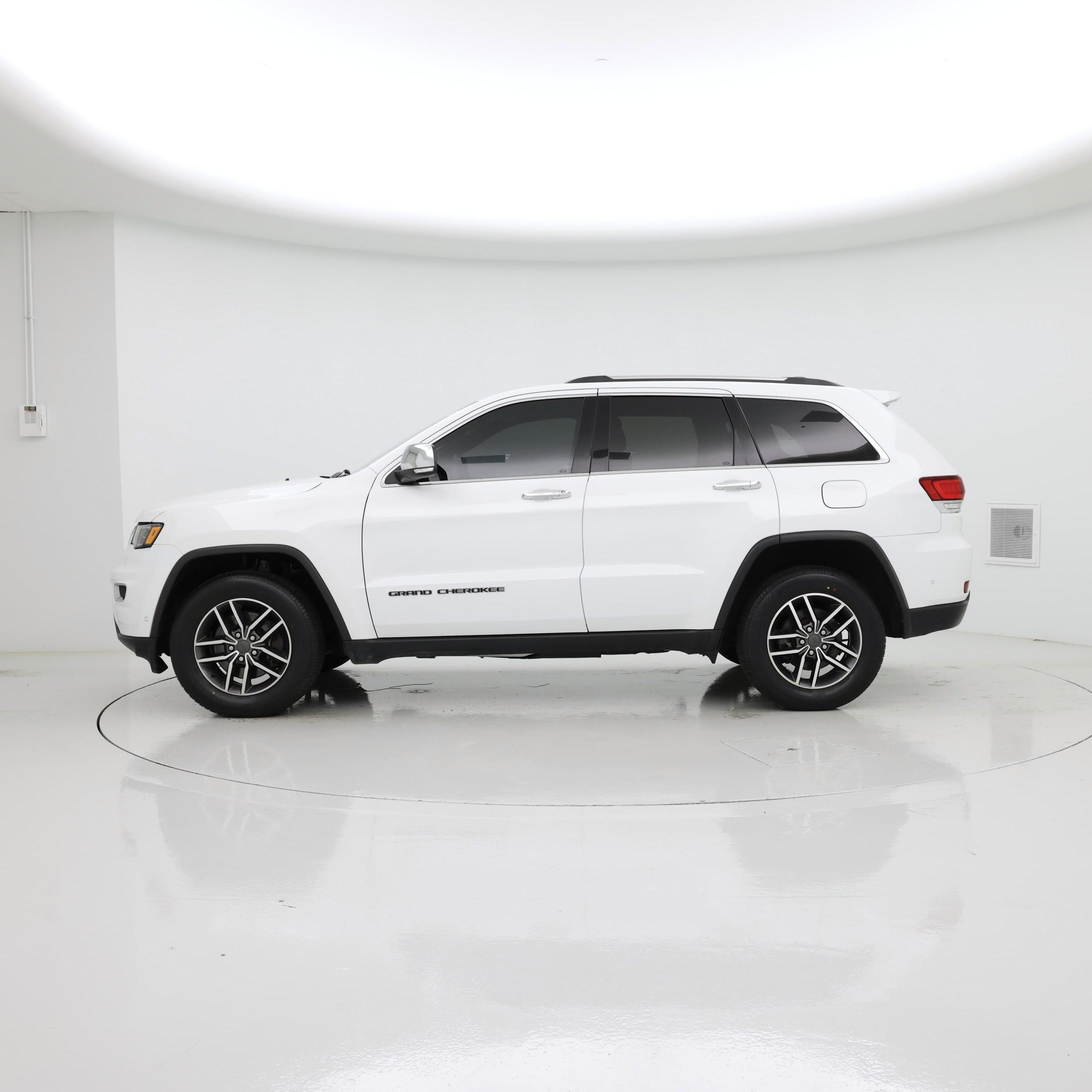 Thumbnail: 2021 Jeep Grand Cherokee - 3