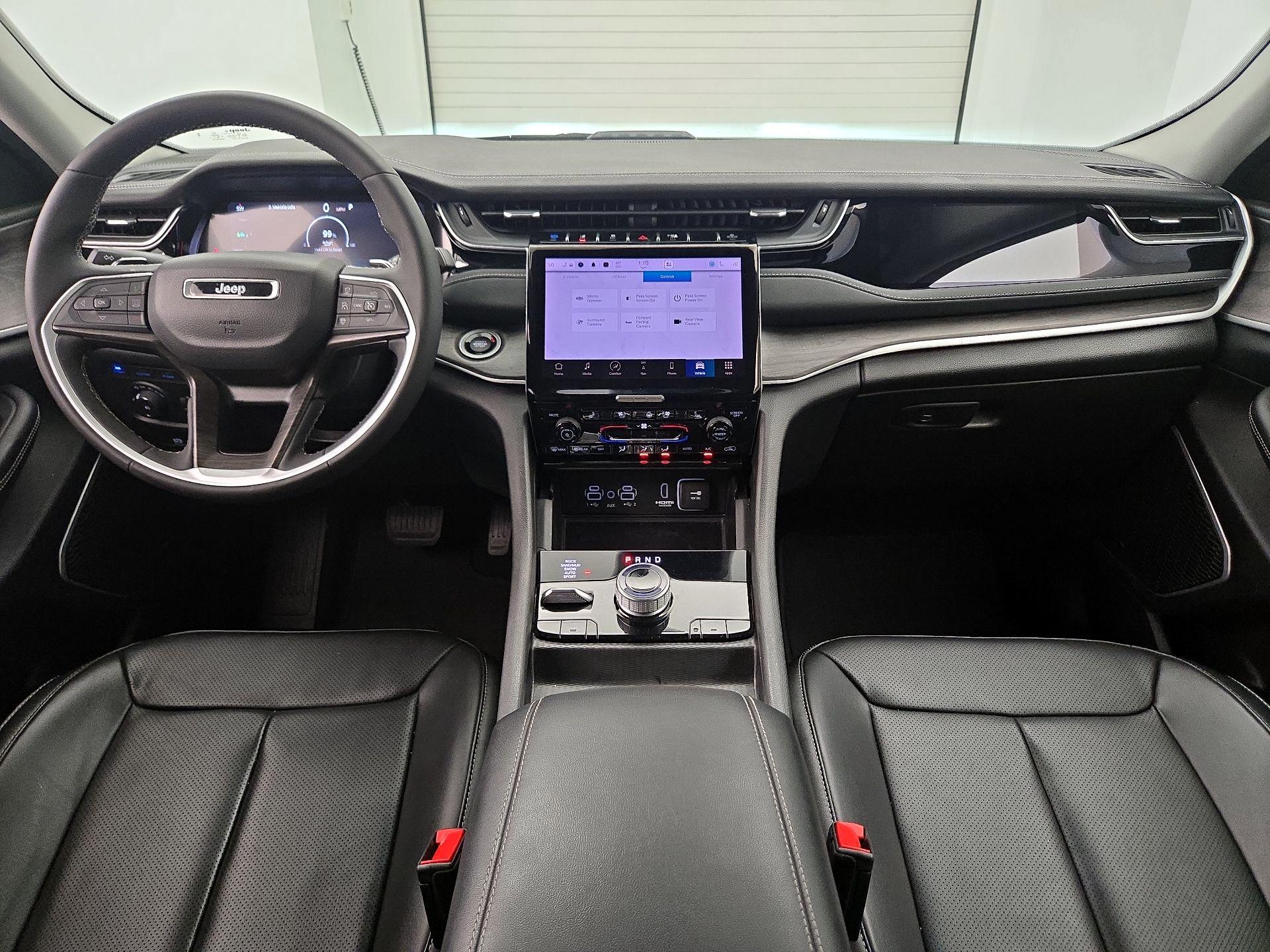 Thumbnail: 2023 Jeep Grand Cherokee - 9