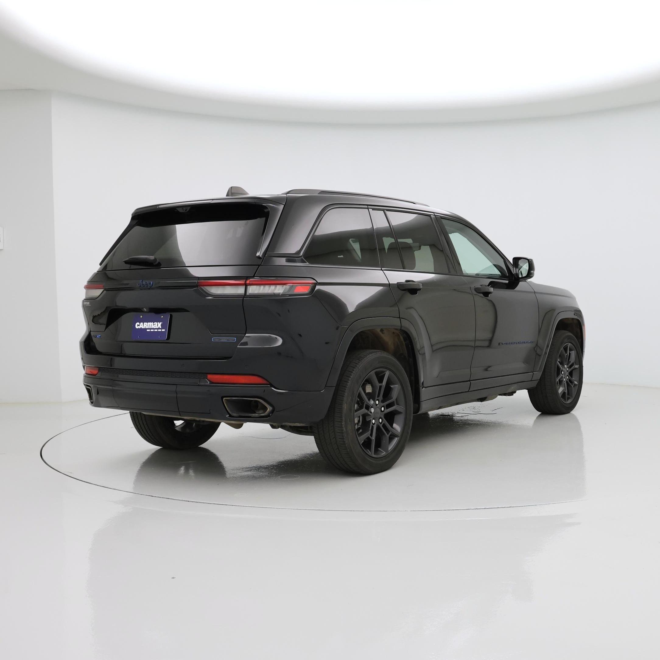 Thumbnail: 2023 Jeep Grand Cherokee - 8