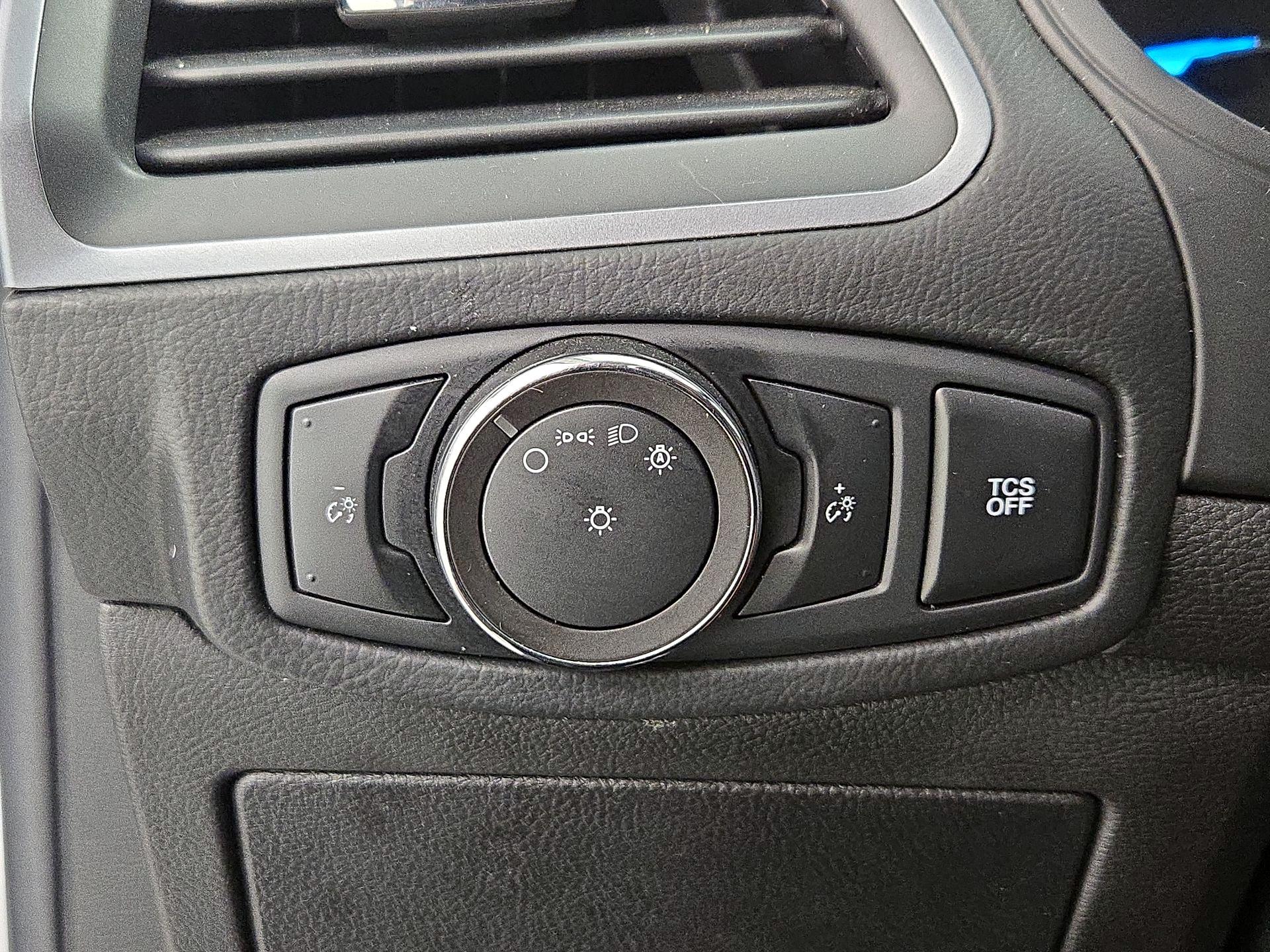 Thumbnail: 2020 Ford Edge - 13