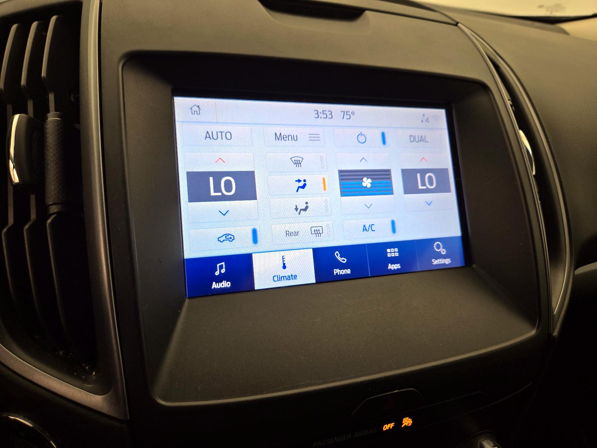 Thumbnail: 2020 Ford Edge - 16