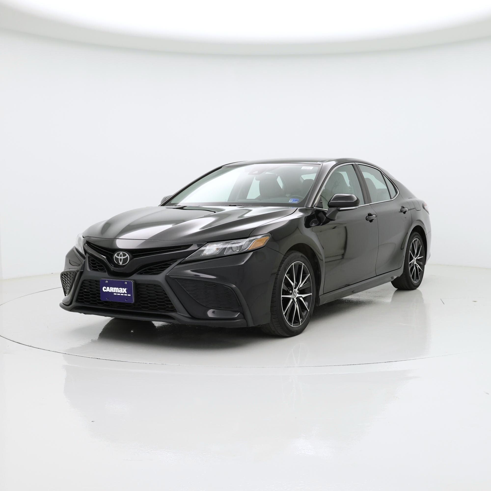 Thumbnail: 2023 Toyota Camry - 4