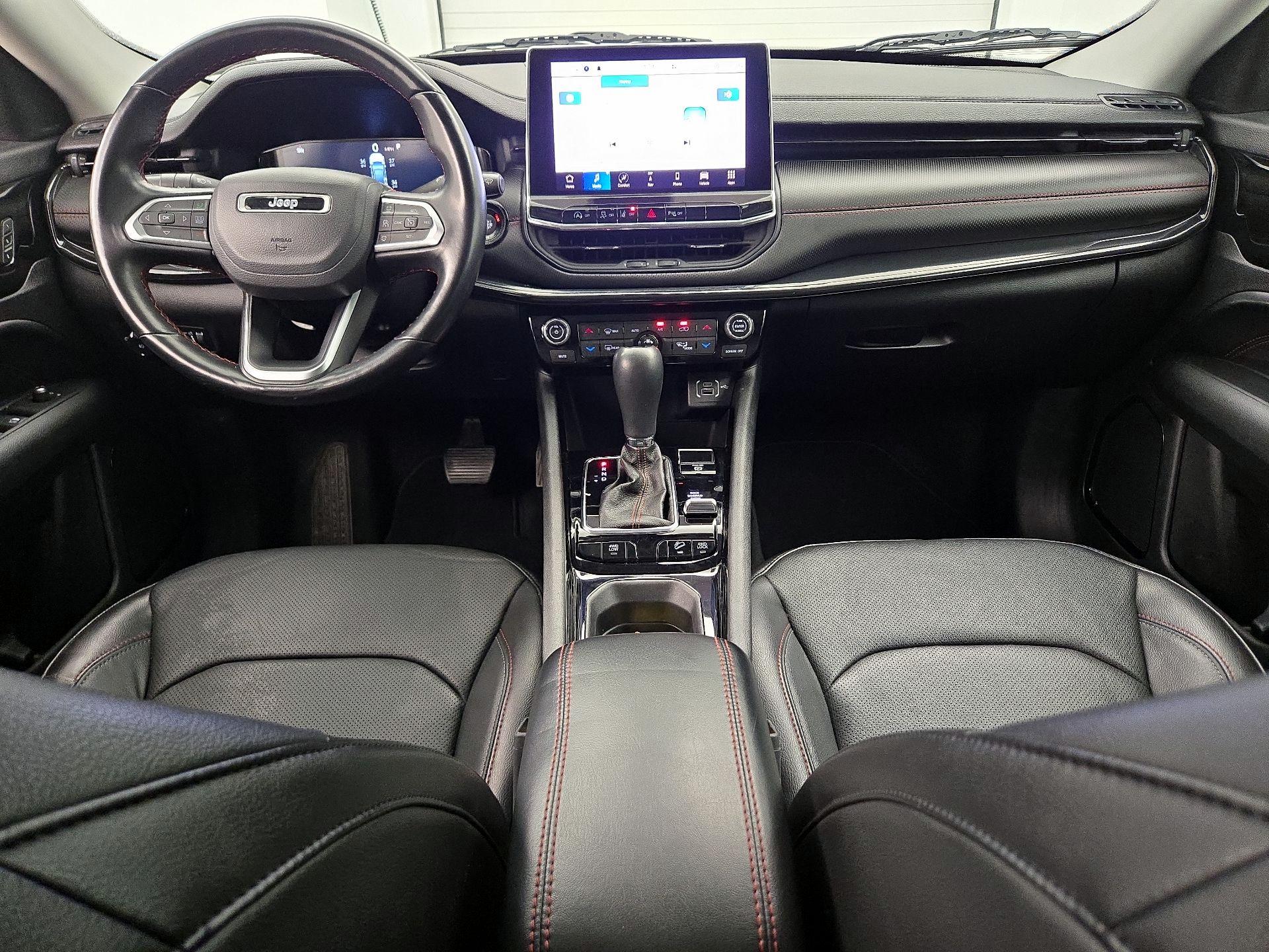 Thumbnail: 2022 Jeep Compass - 9