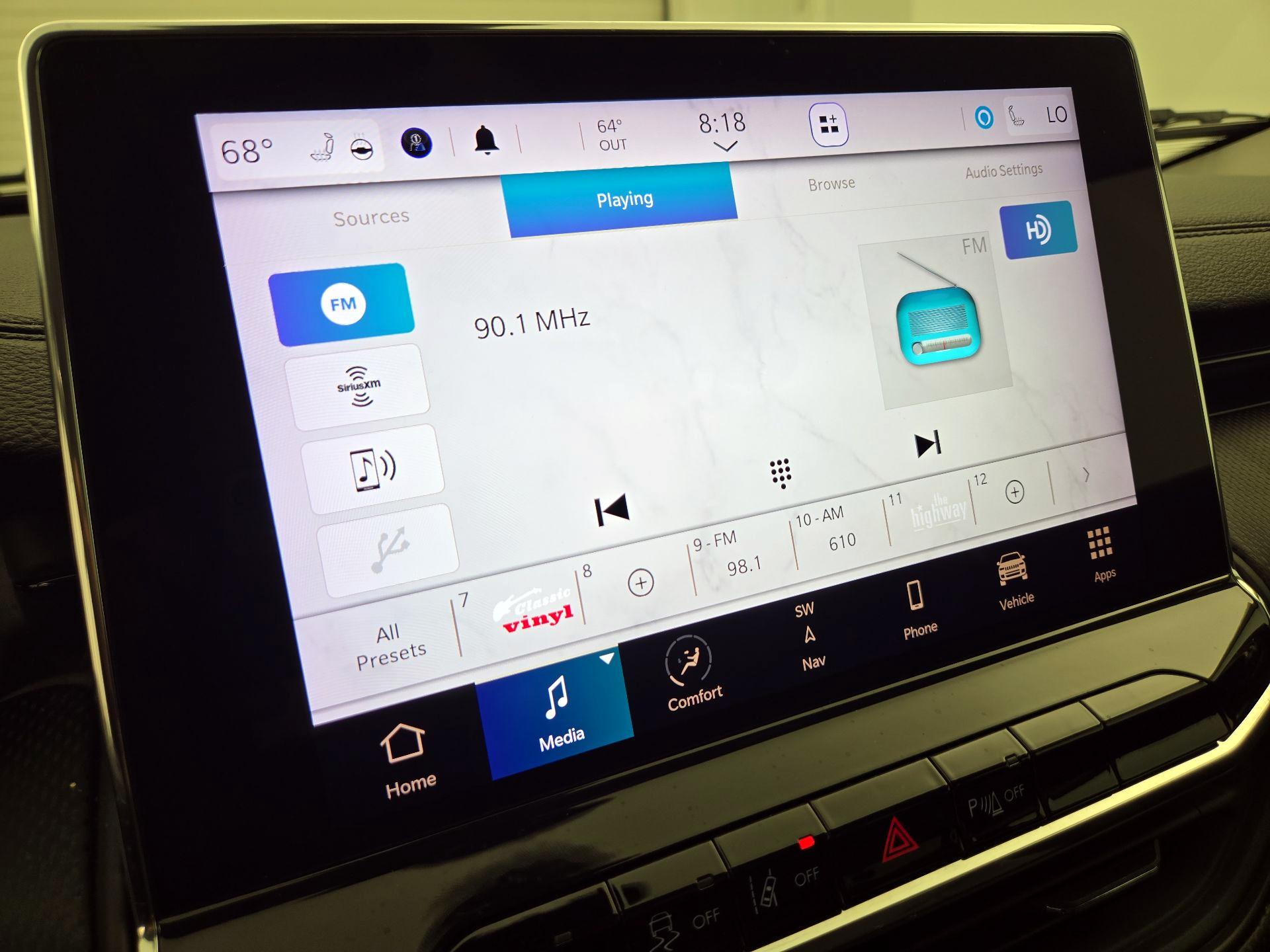 Thumbnail: 2022 Jeep Compass - 16