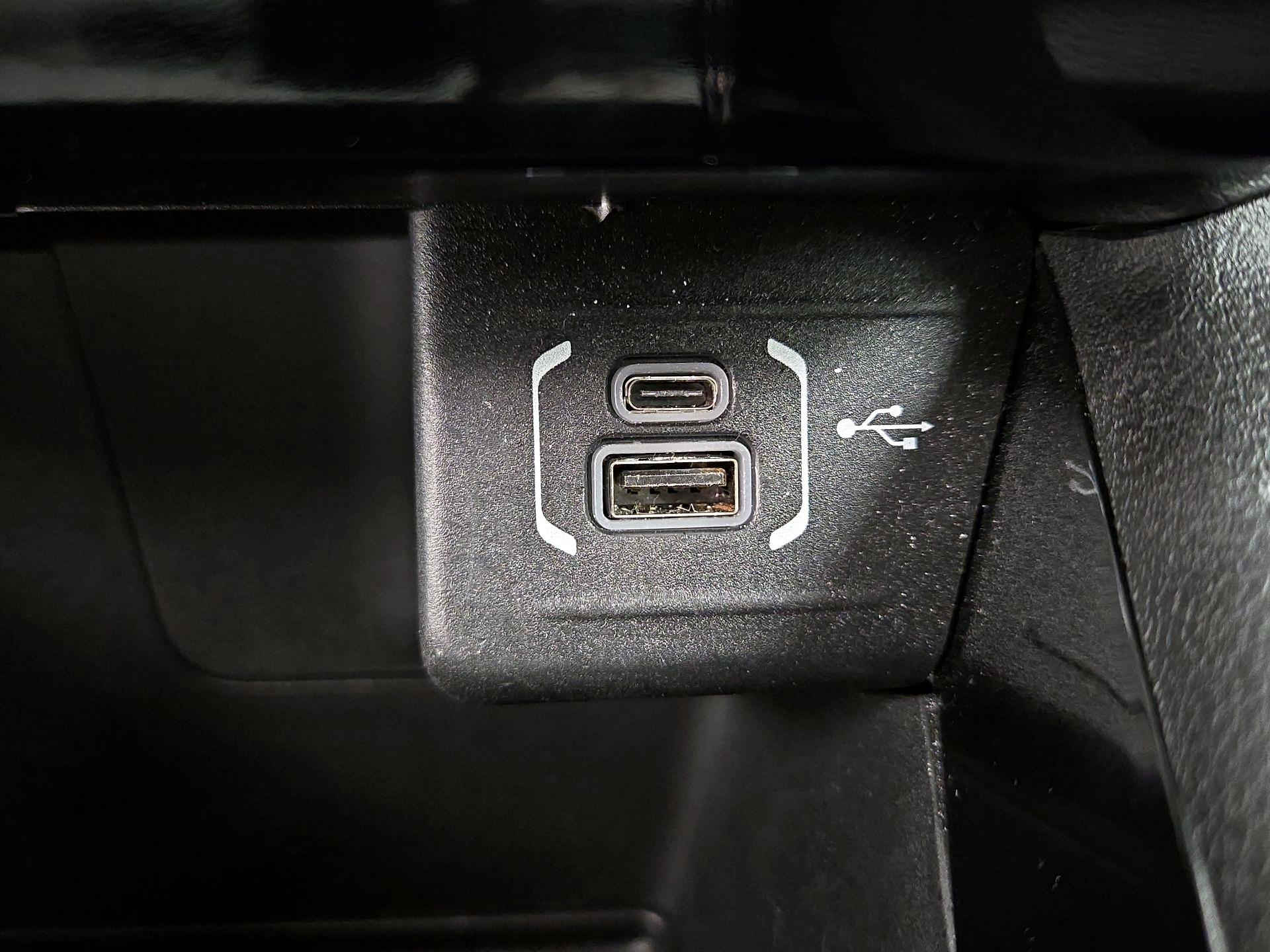 Thumbnail: 2022 Jeep Compass - 19