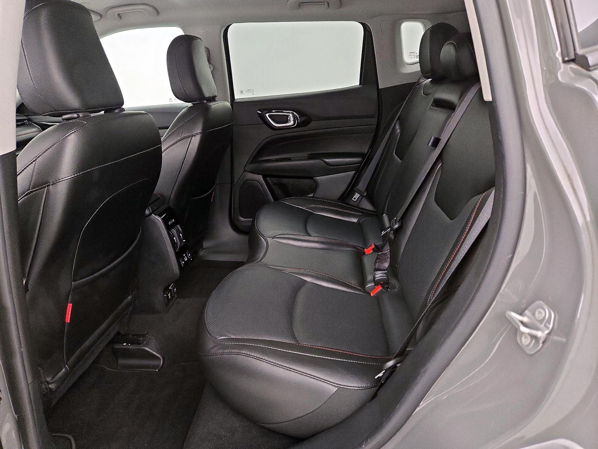 Thumbnail: 2022 Jeep Compass - 20