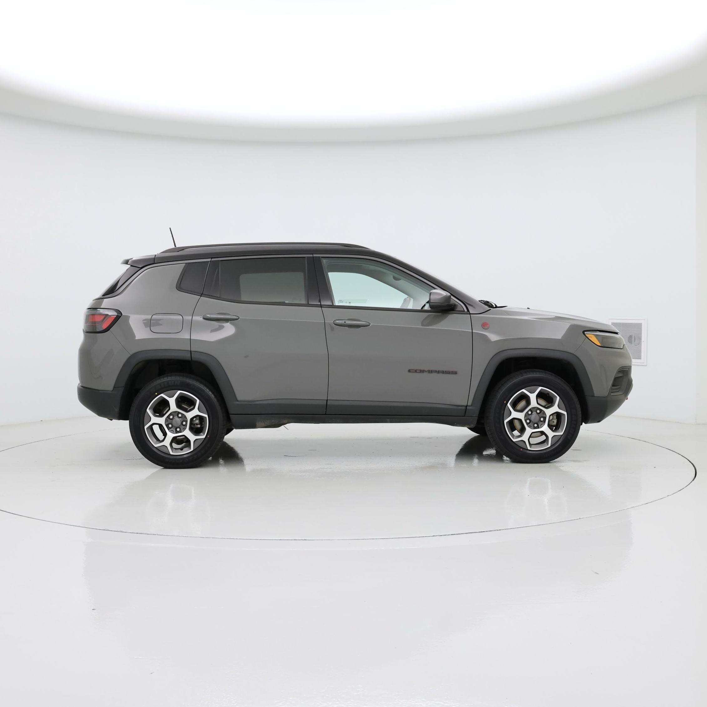 Thumbnail: 2022 Jeep Compass - 7