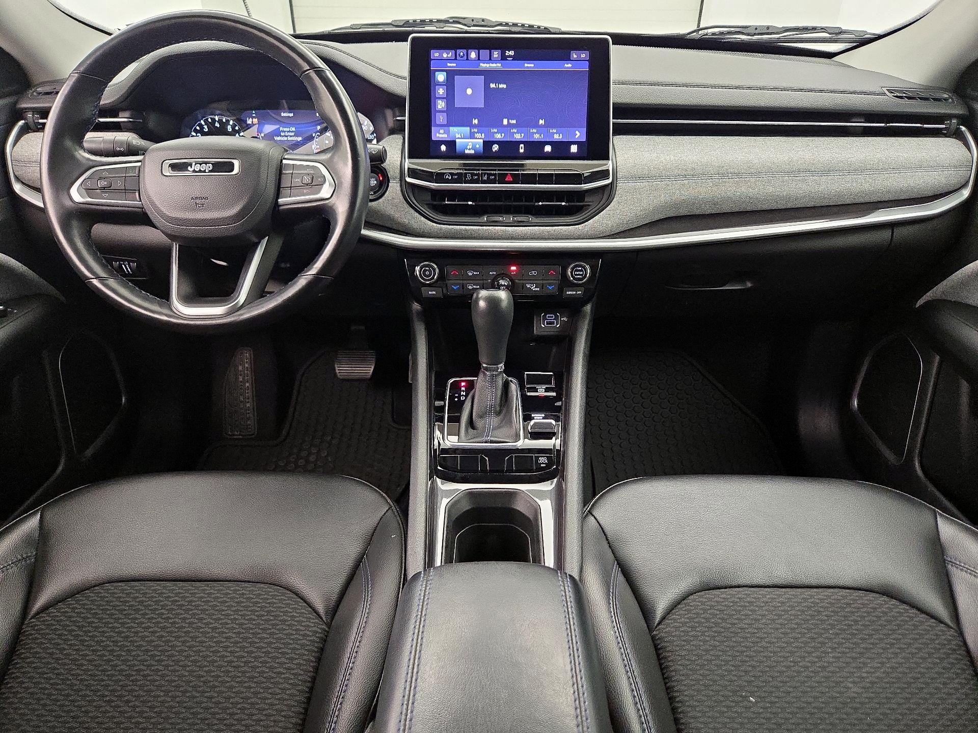 Thumbnail: 2022 Jeep Compass - 9