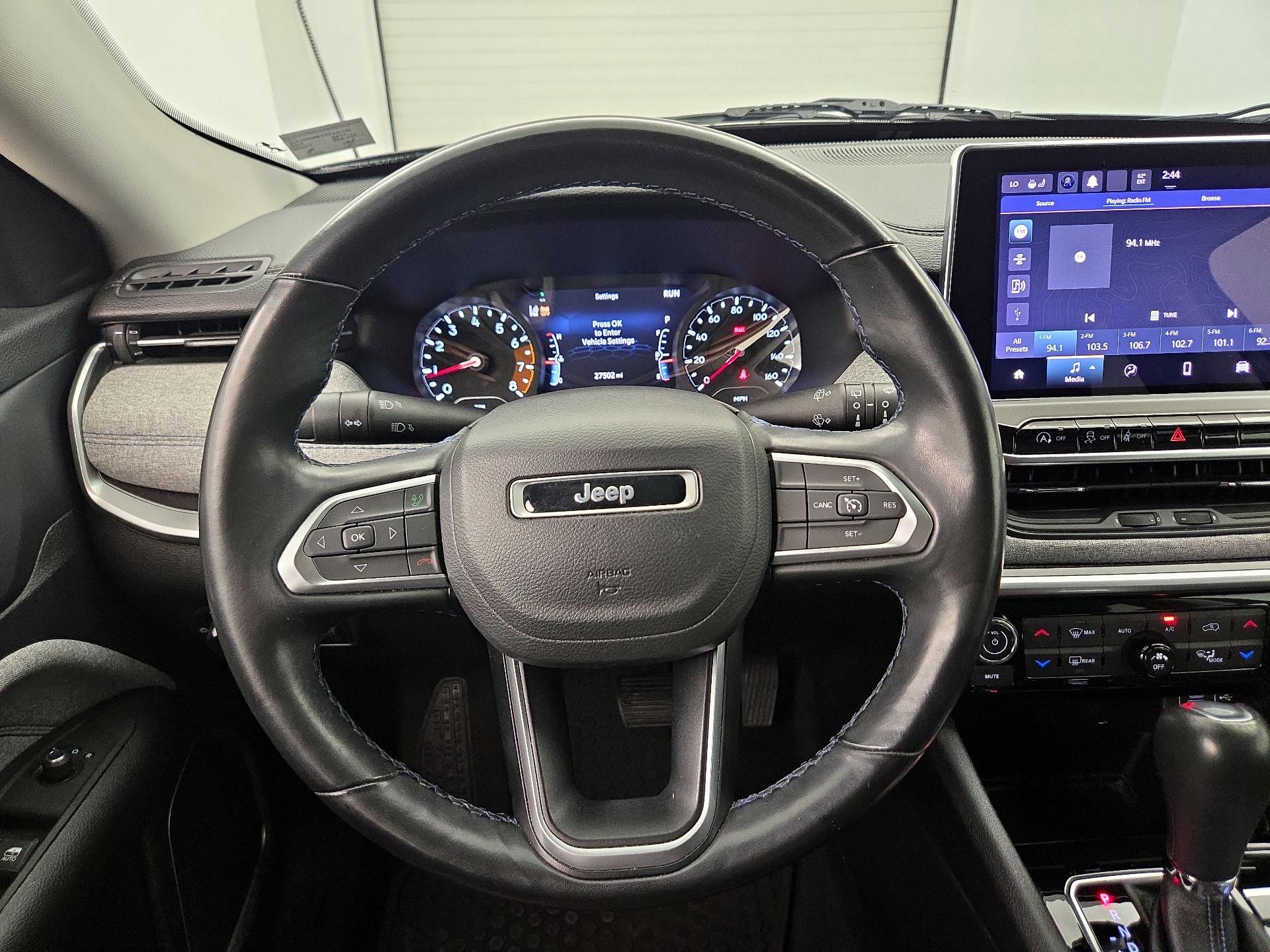 Thumbnail: 2022 Jeep Compass - 10