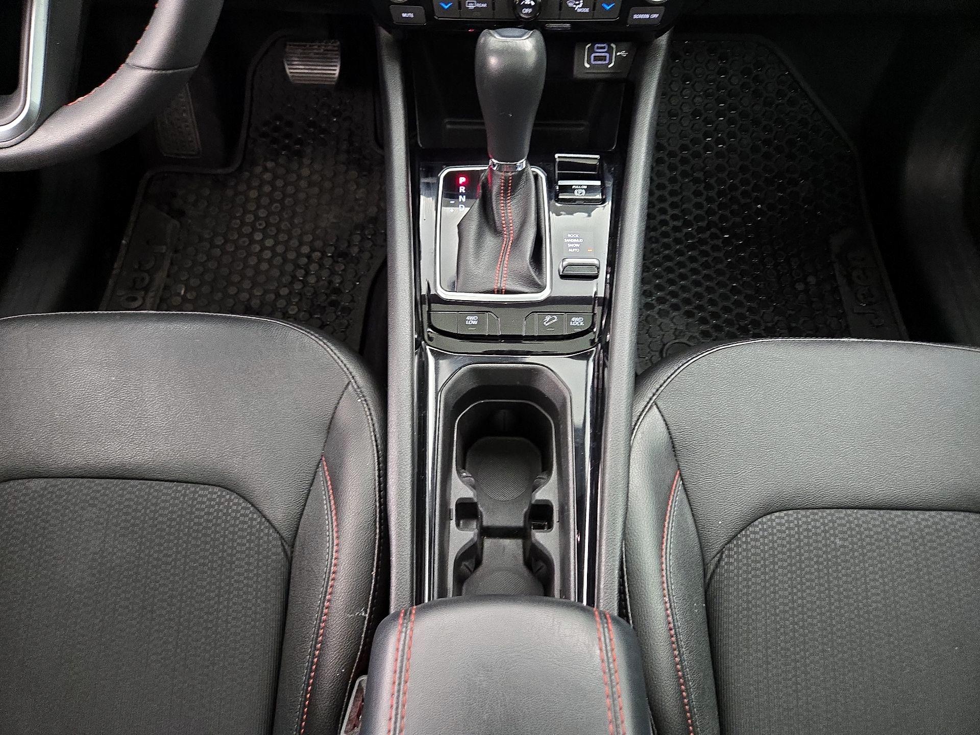 Thumbnail: 2022 Jeep Compass - 17