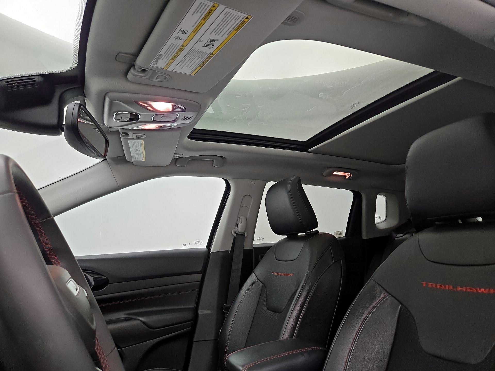 Thumbnail: 2022 Jeep Compass - 19