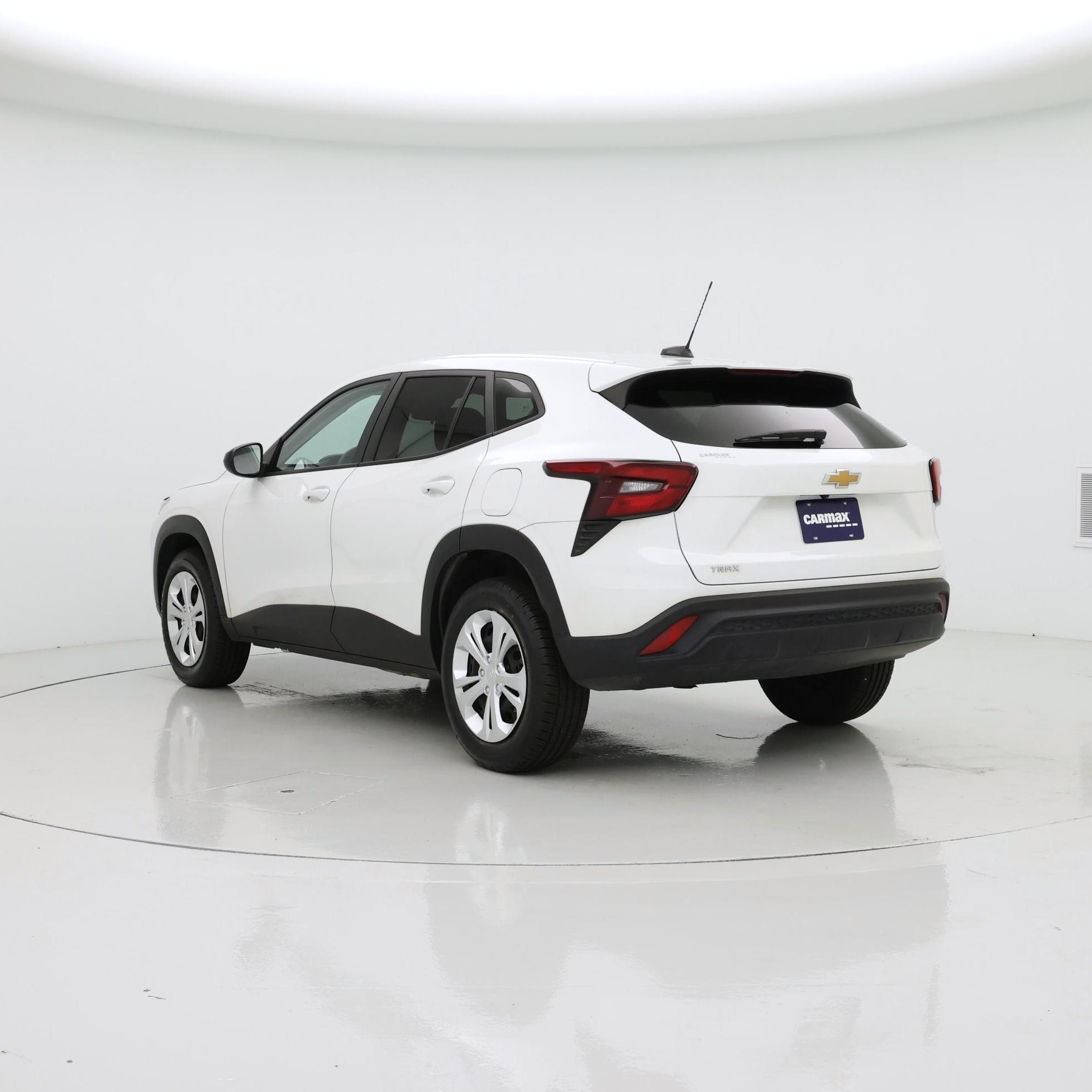 Thumbnail: 2024 Chevrolet Trax - 2