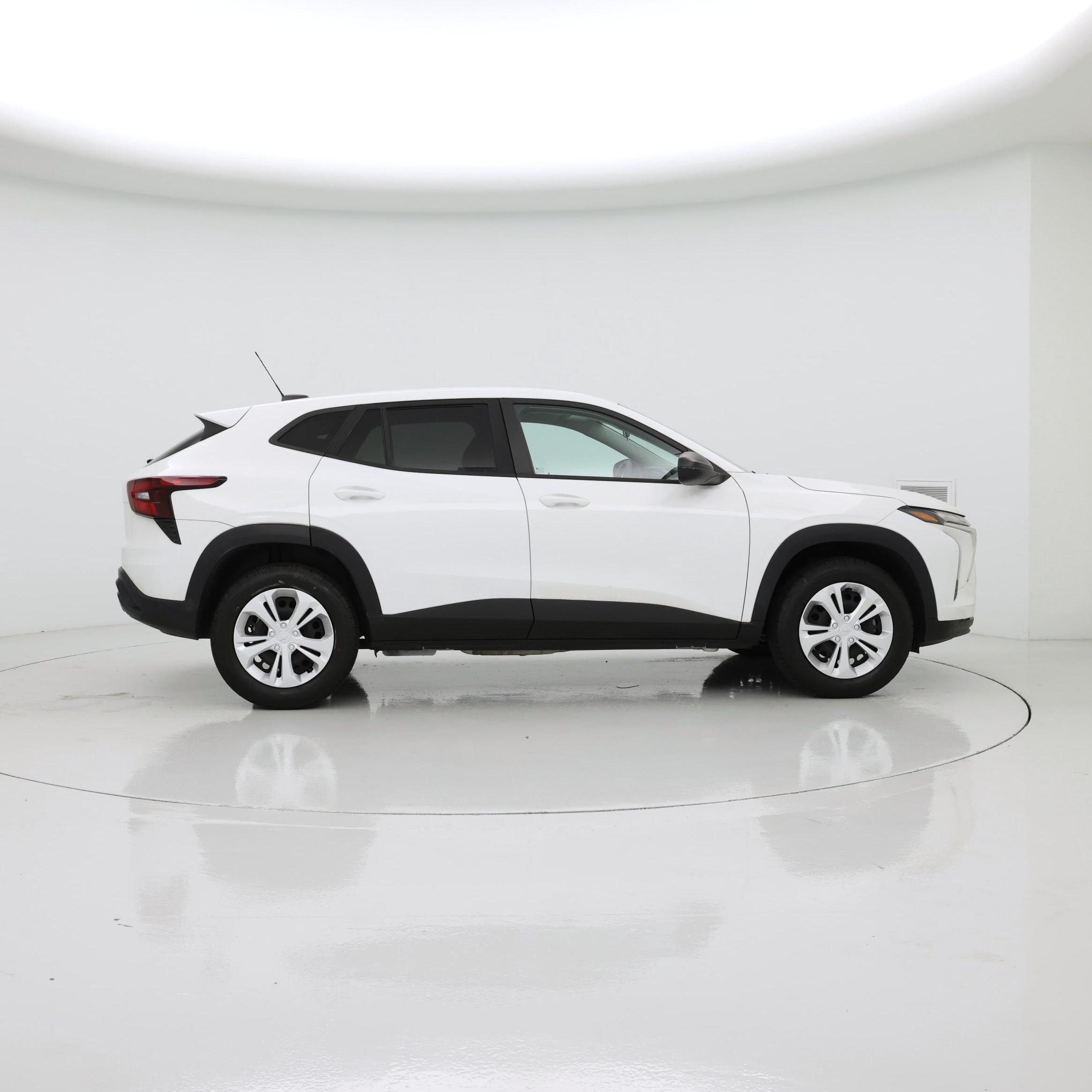 Thumbnail: 2024 Chevrolet Trax - 7