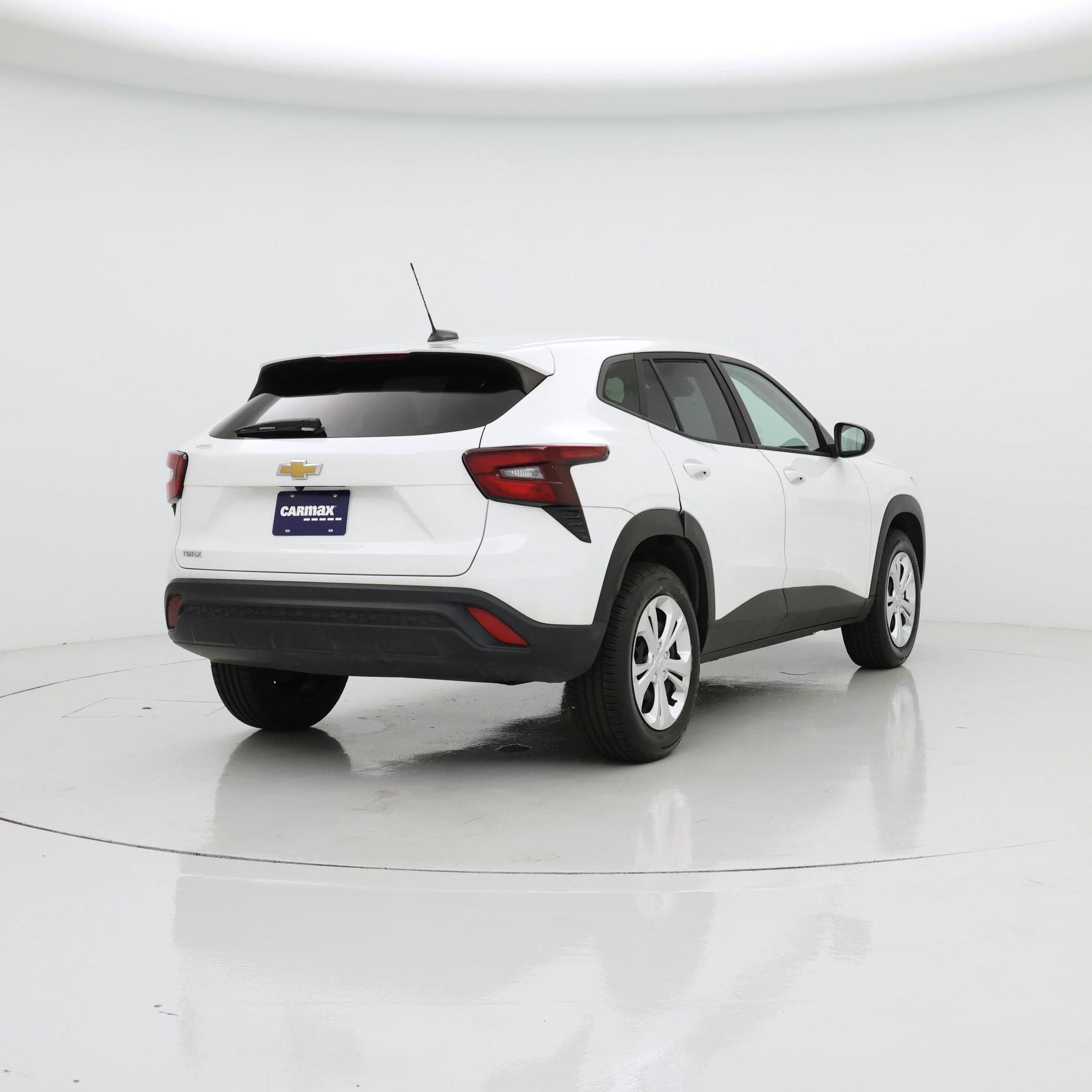 Thumbnail: 2024 Chevrolet Trax - 8