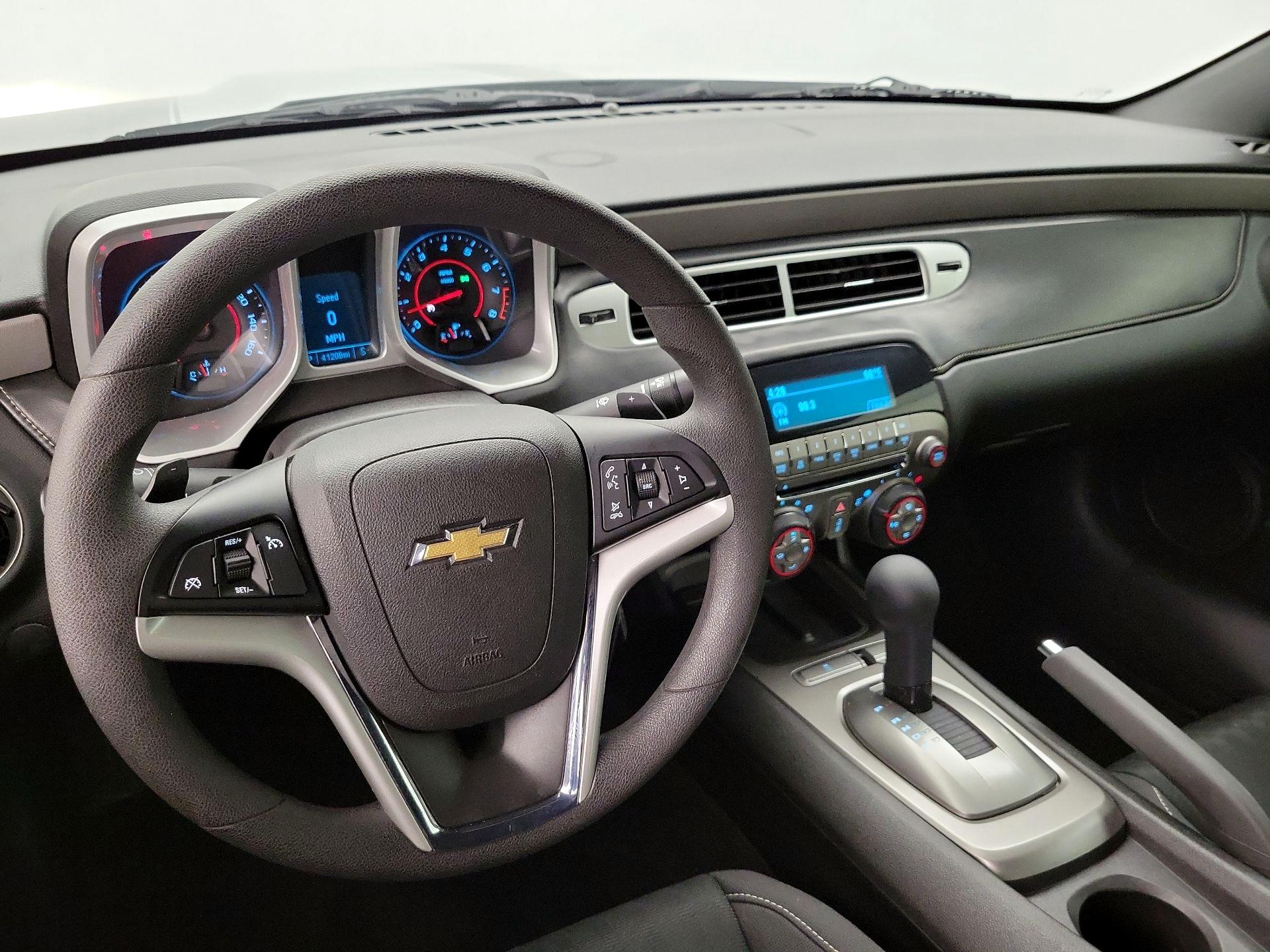 Thumbnail: 2015 Chevrolet Camaro - 9