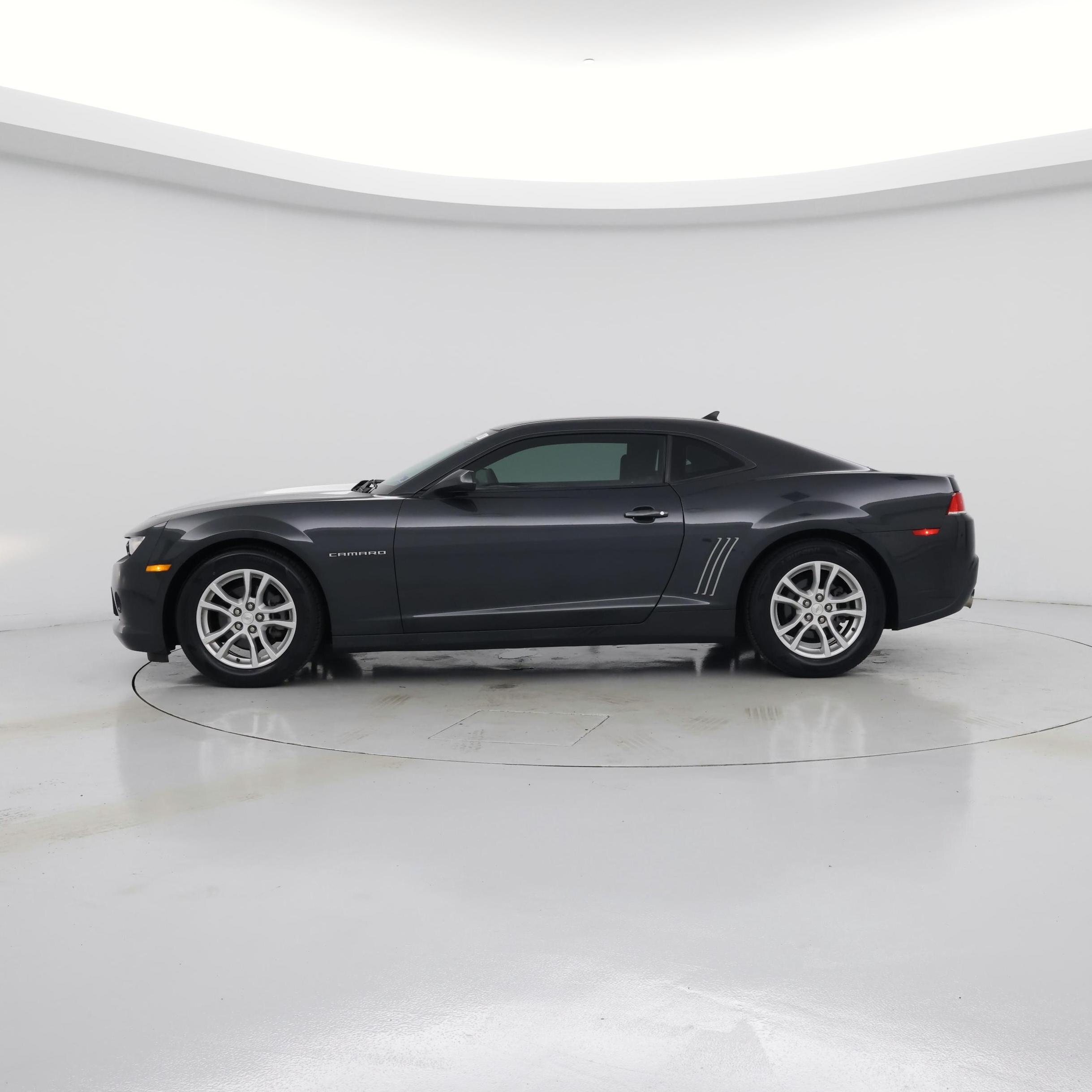 Thumbnail: 2015 Chevrolet Camaro - 3