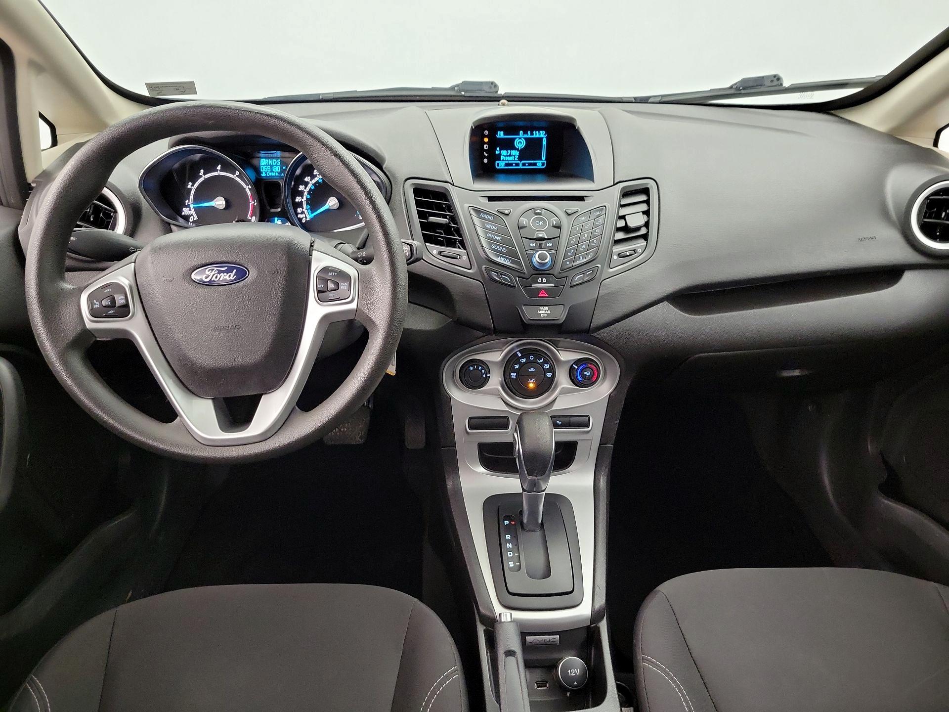 Thumbnail: 2017 Ford Fiesta - 9