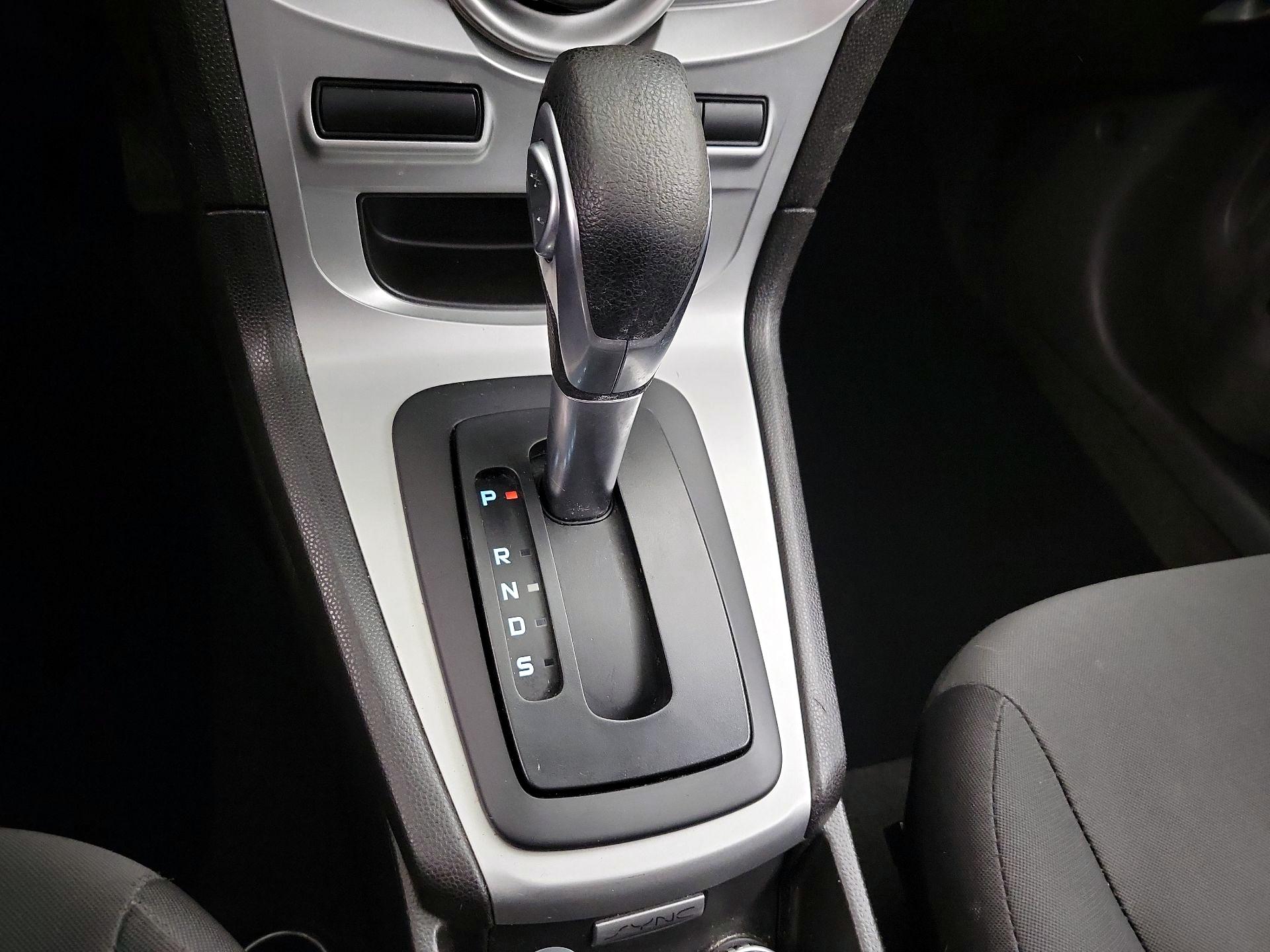 Thumbnail: 2017 Ford Fiesta - 16