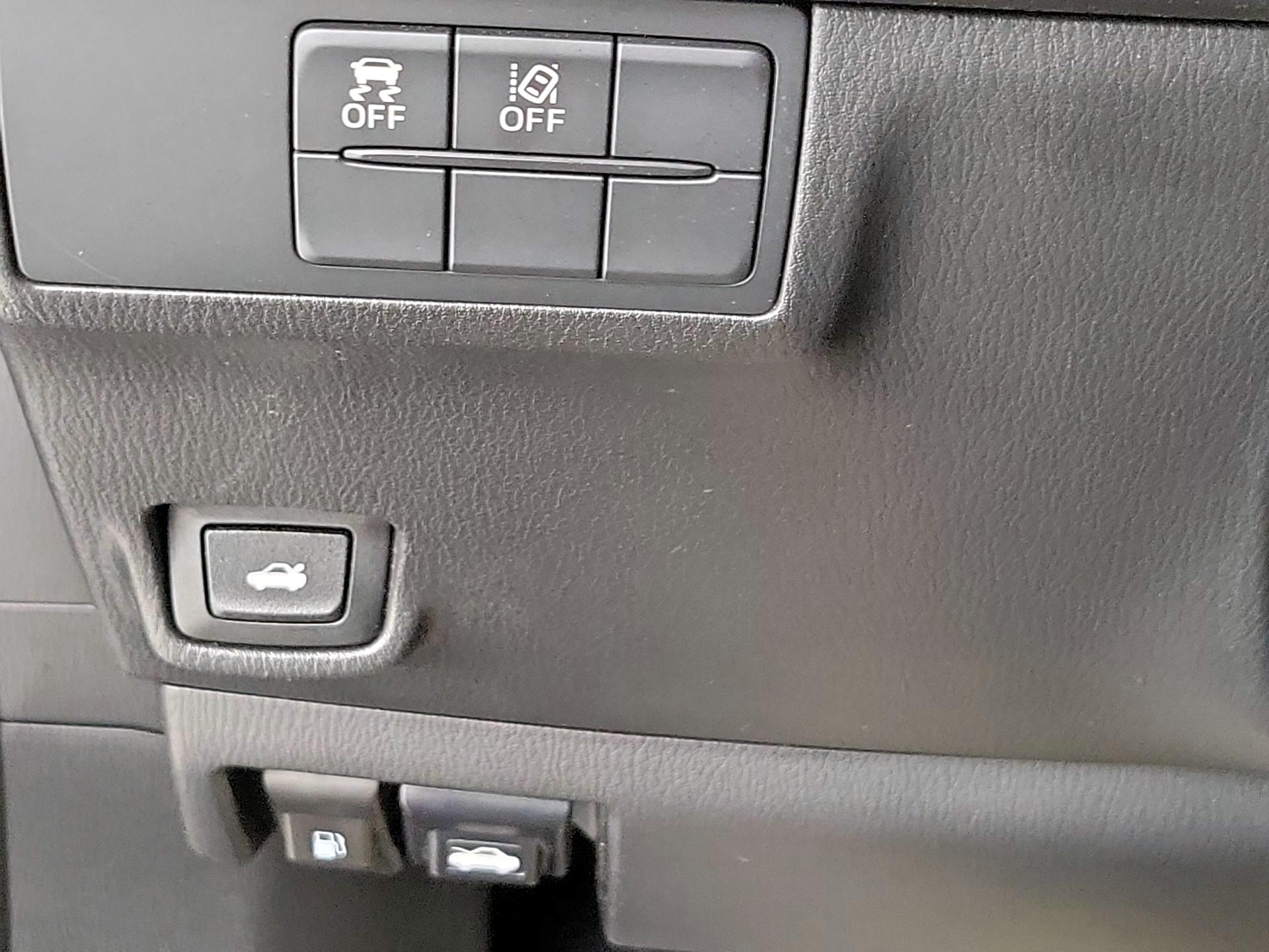 Thumbnail: 2018 Mazda Mazda6 - 13