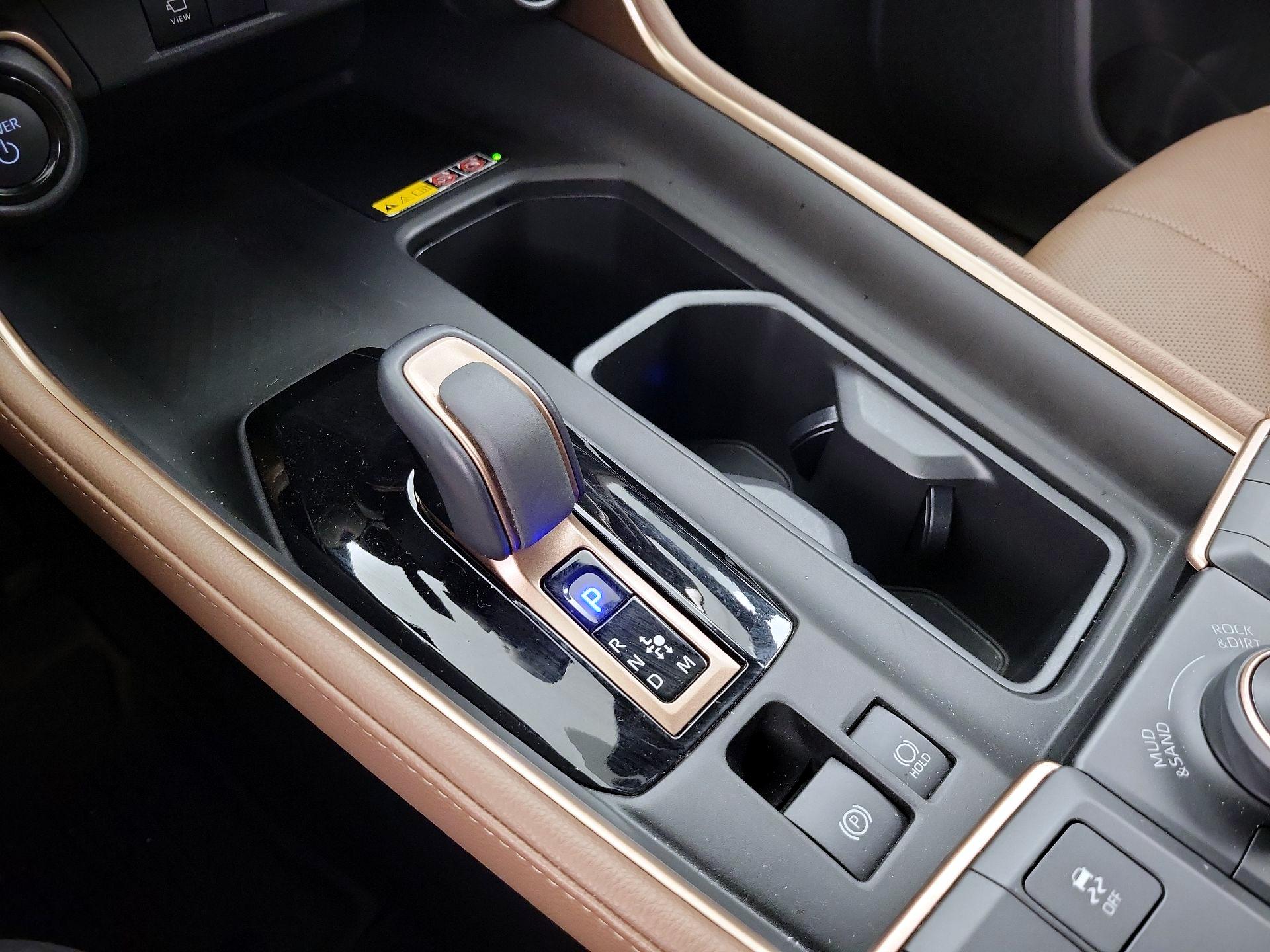 Thumbnail: 2024 Toyota Highlander - 17