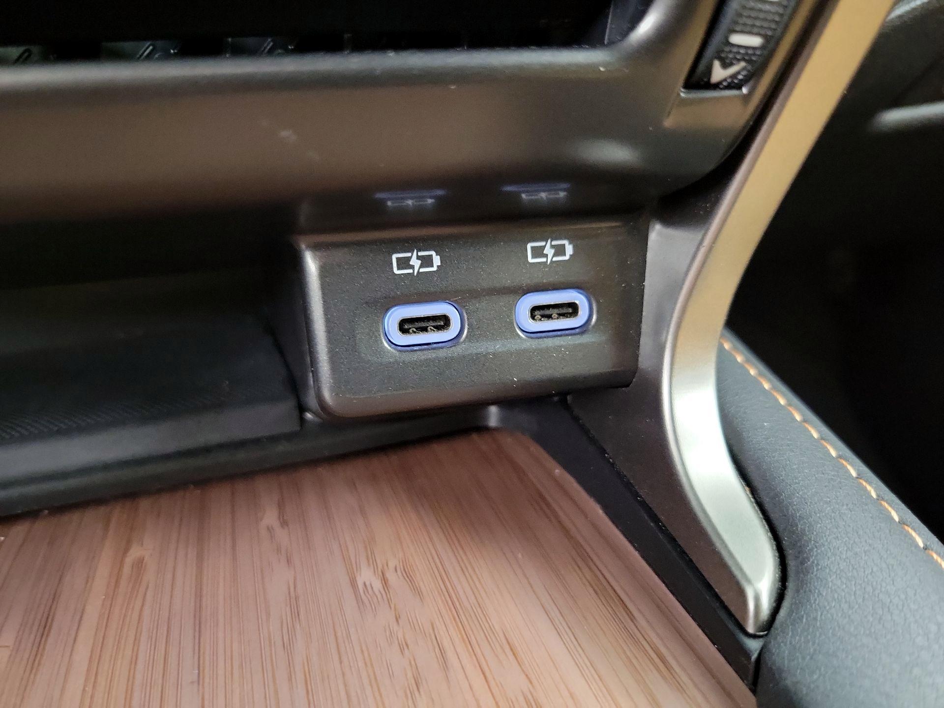 Thumbnail: 2023 Lexus RX - 19