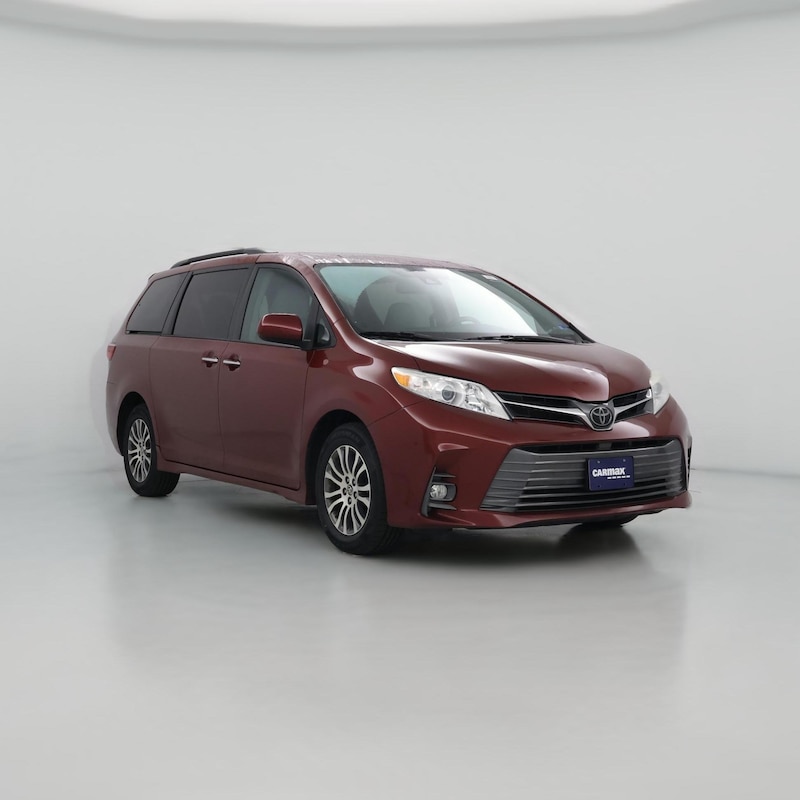 2020 Toyota Sienna XLE